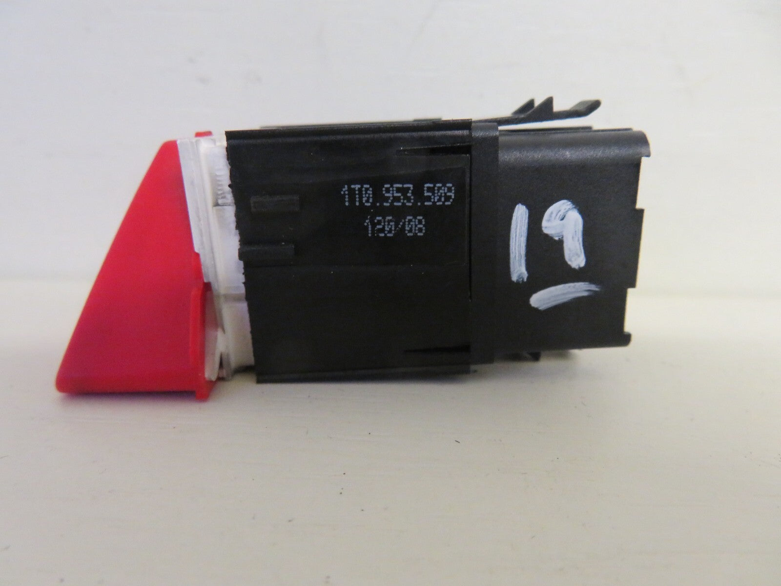 VW TOURAN HAZARD SWITCH 1T0953509 2003-2009 1019-19