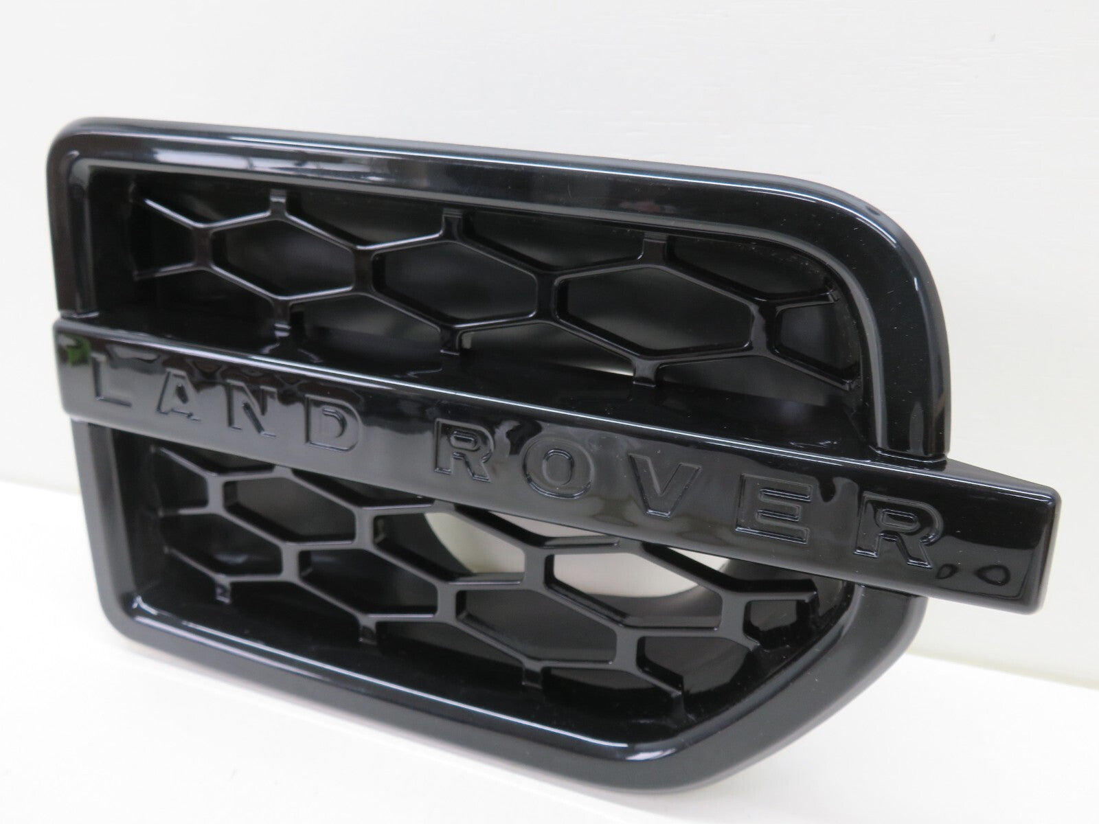 OS DRIVER FRONT GRILLE VENT FOR LAND ROVER DISCOVERY 2009-2018 L319