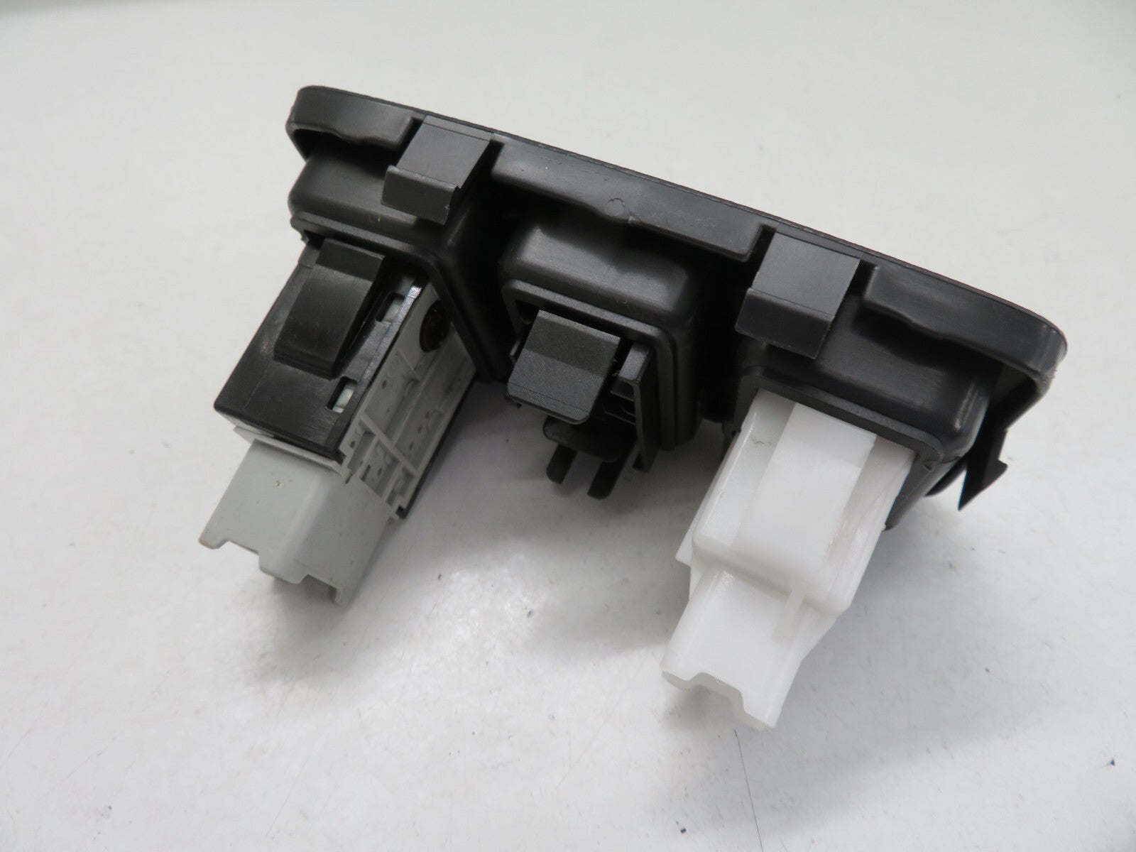 SUZUKI SWIFT HEADLIGHT LEVEL SWITCH 2005-2010 AM1544-8