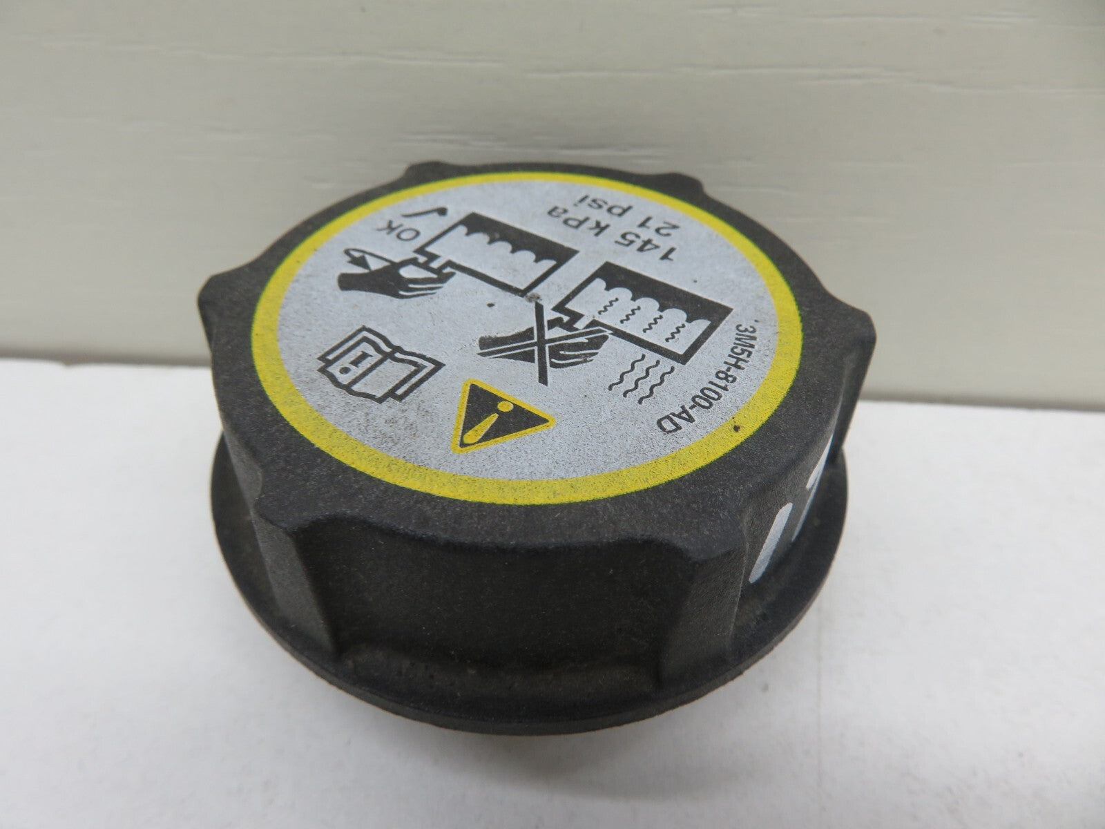 FORD SMAX ENGINE ANTIFREEZE COOLANT CAP 2006-2014 1445-17