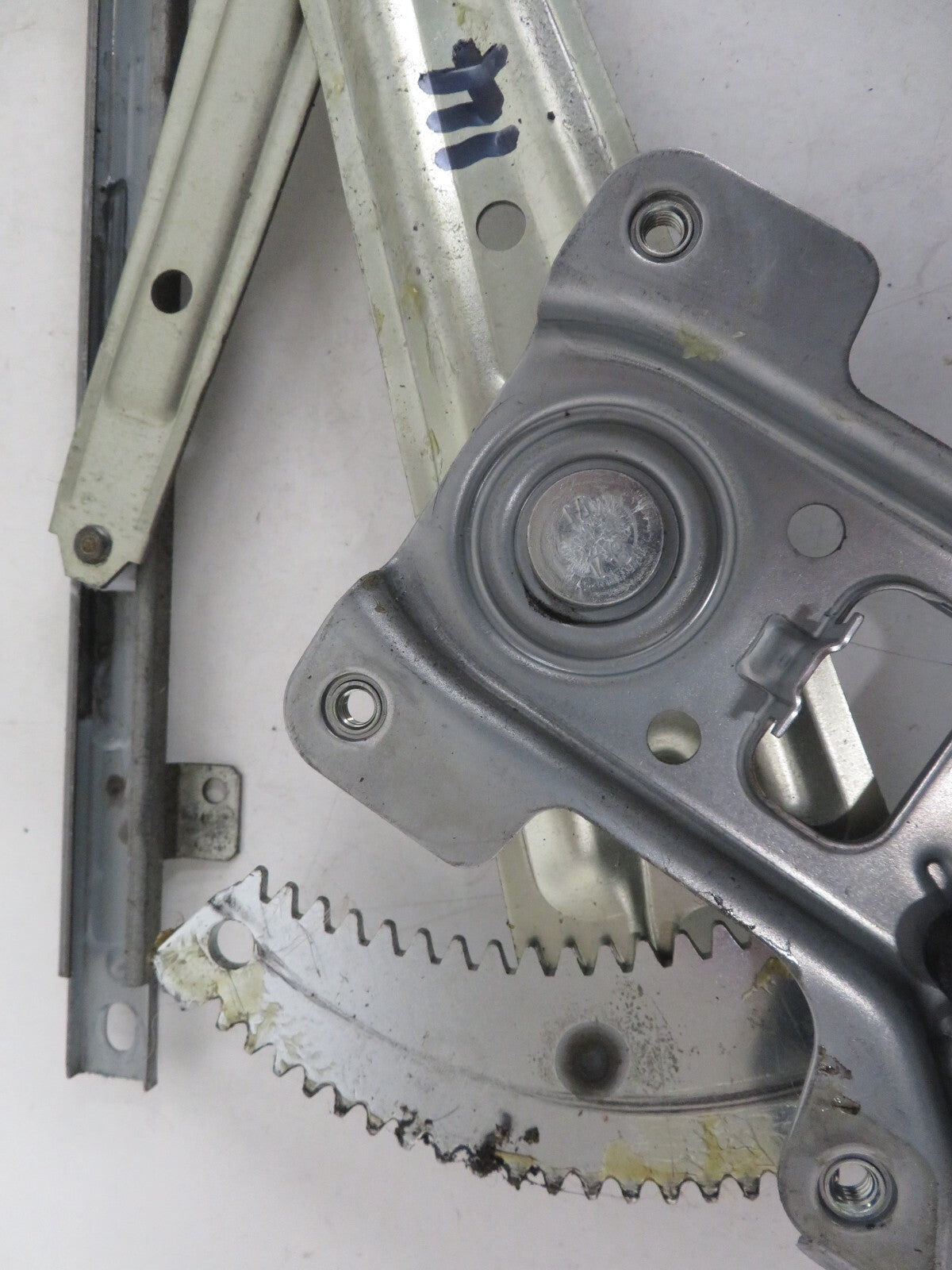 PEUGEOT 4007 NSF WINDOW REGULATOR 2007-2012 1630-14