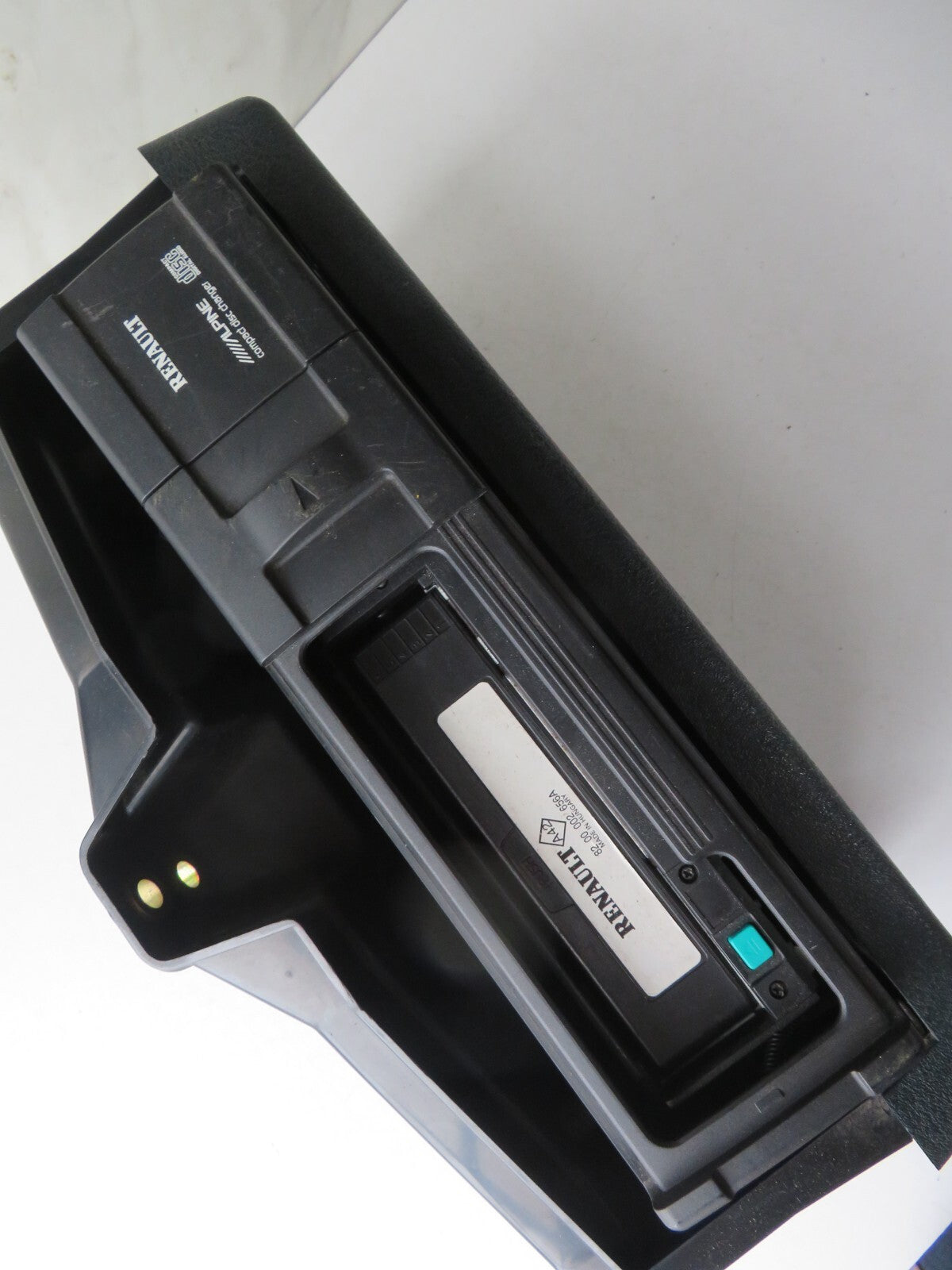 RENAULT MEGANE MK1 CD CHANGER 8200002656A 1999-2002 A1117-4