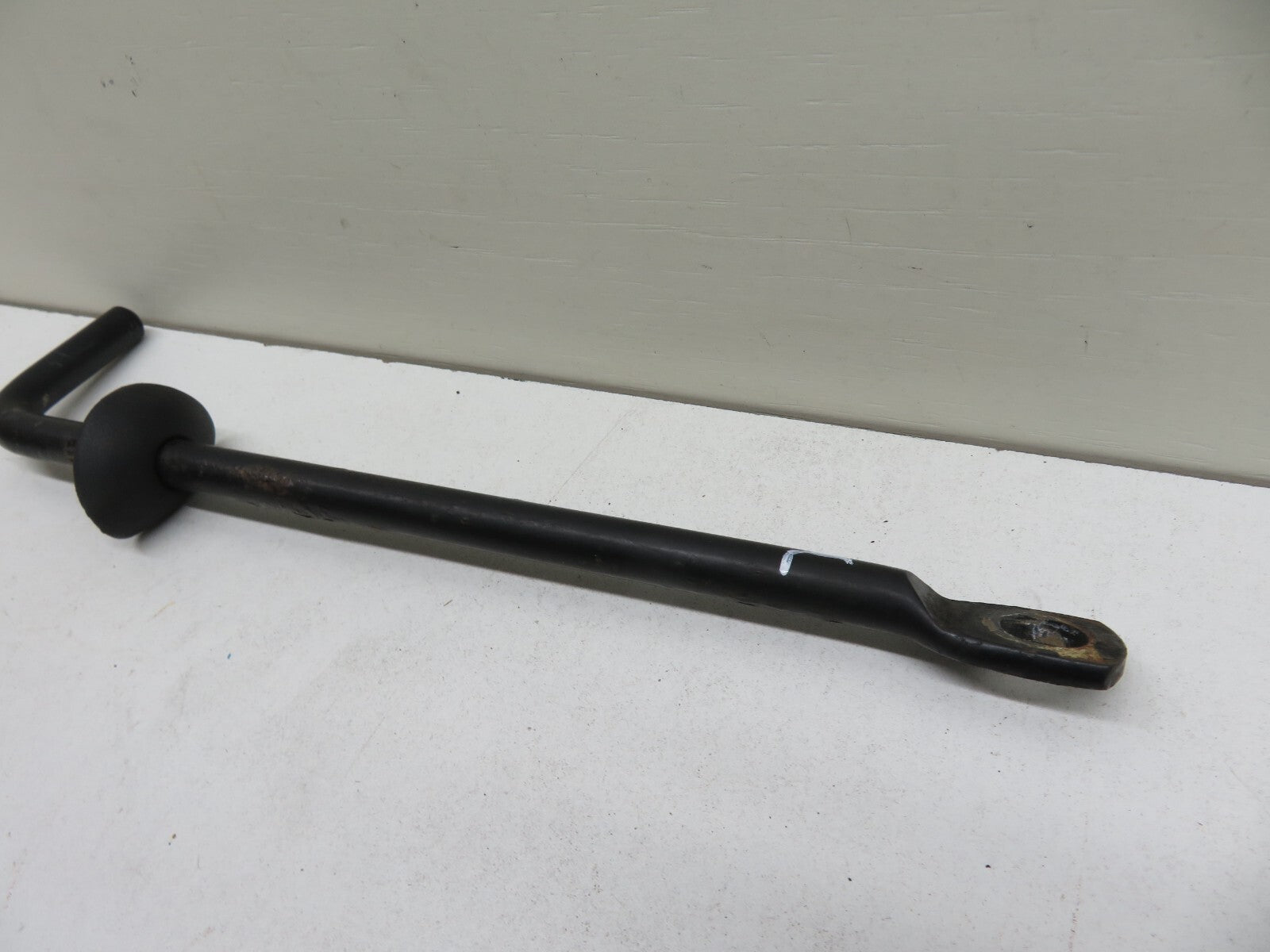 BMW E36 NS PASSENGER SEAT BELT FIXING BRACKET 1991-1998 1658-7