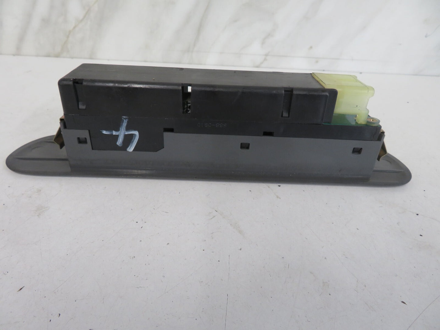 SUZUKI SWIFT GLS OS DRIVER WINDOW SWITCHES 568-0S1D 1988-2002 1411-4