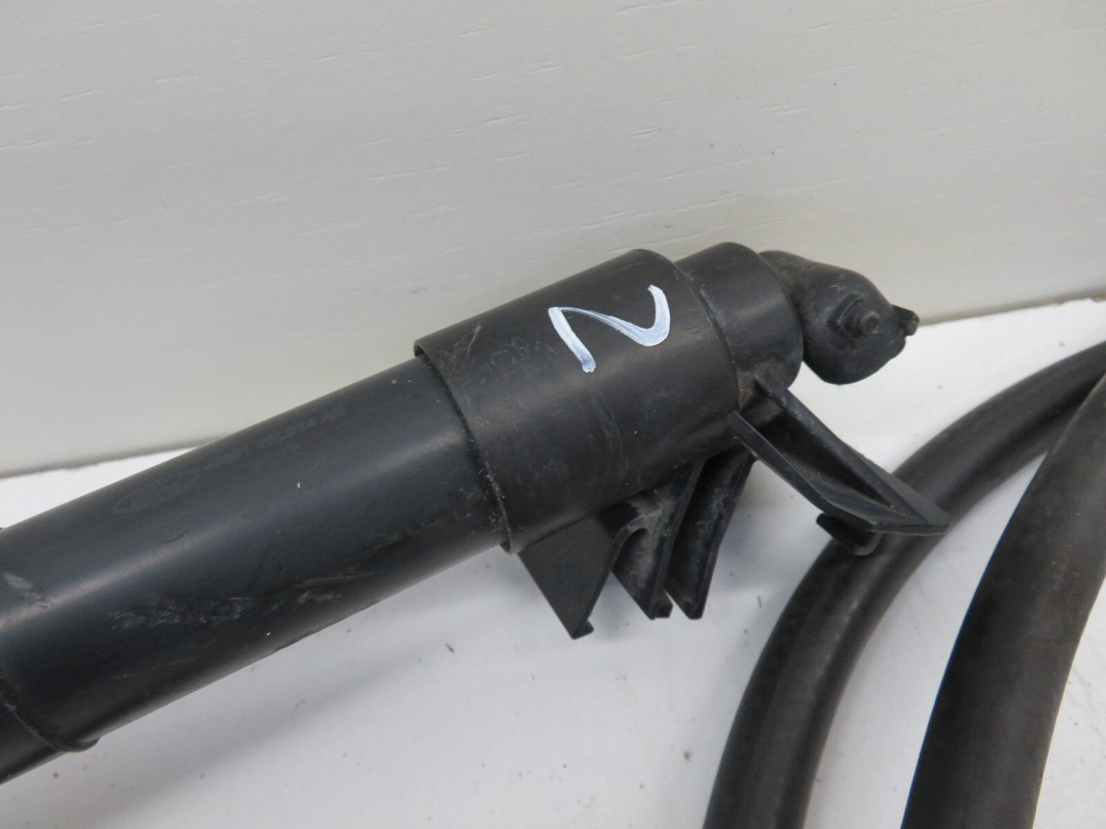 FORD FOCUS ST OS DRIVER HEADLIGHT WASHER JET 4M51-131014-AB 2006-2010 1299-2