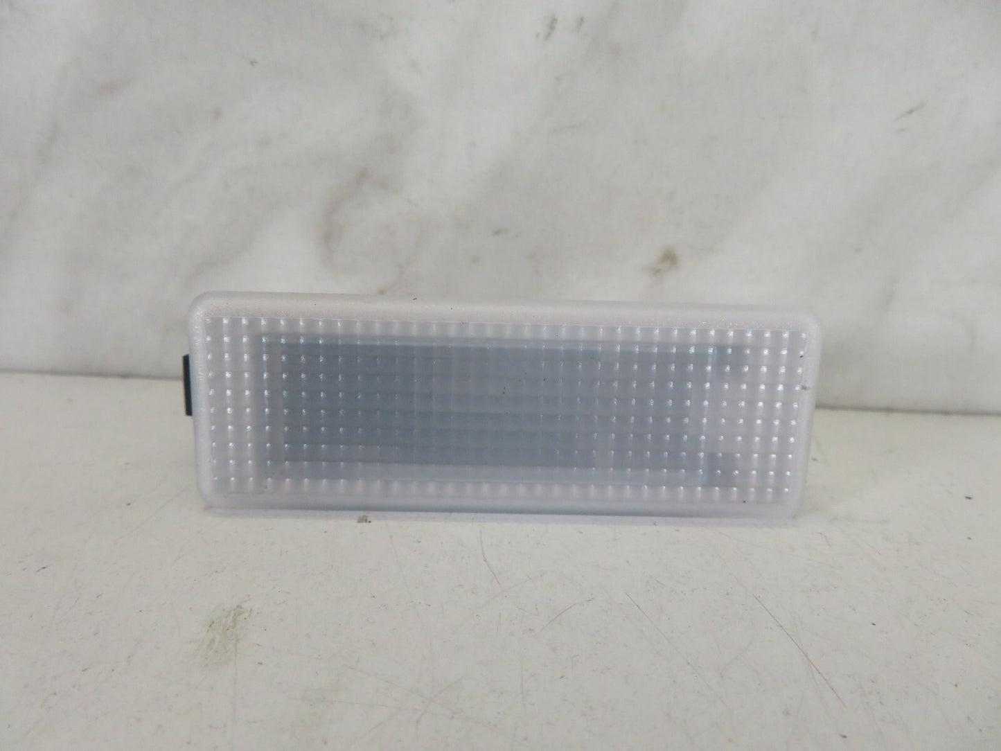 BMW 1 SERIES E88 INTERIOR DOOR CARD LIGHT 6972605 2007-2013 A1218-15