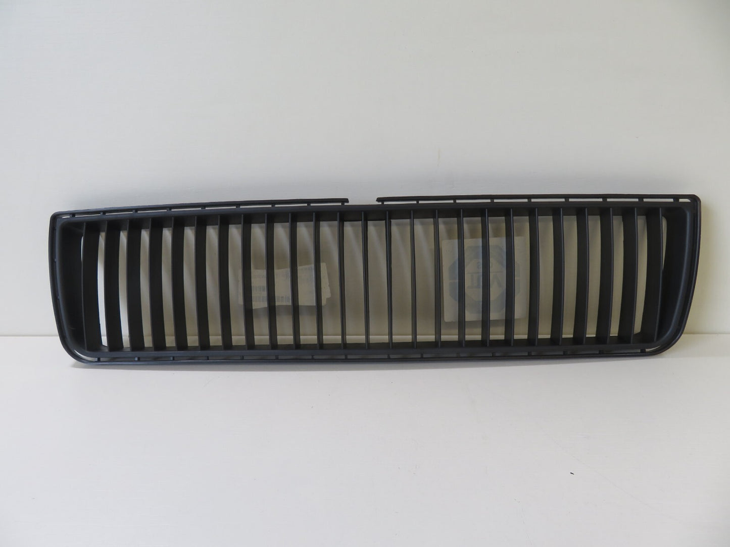 FRONT BUMPER GRILLE FOR SKODA OCTAVIA SD07006GAN 1997-2010