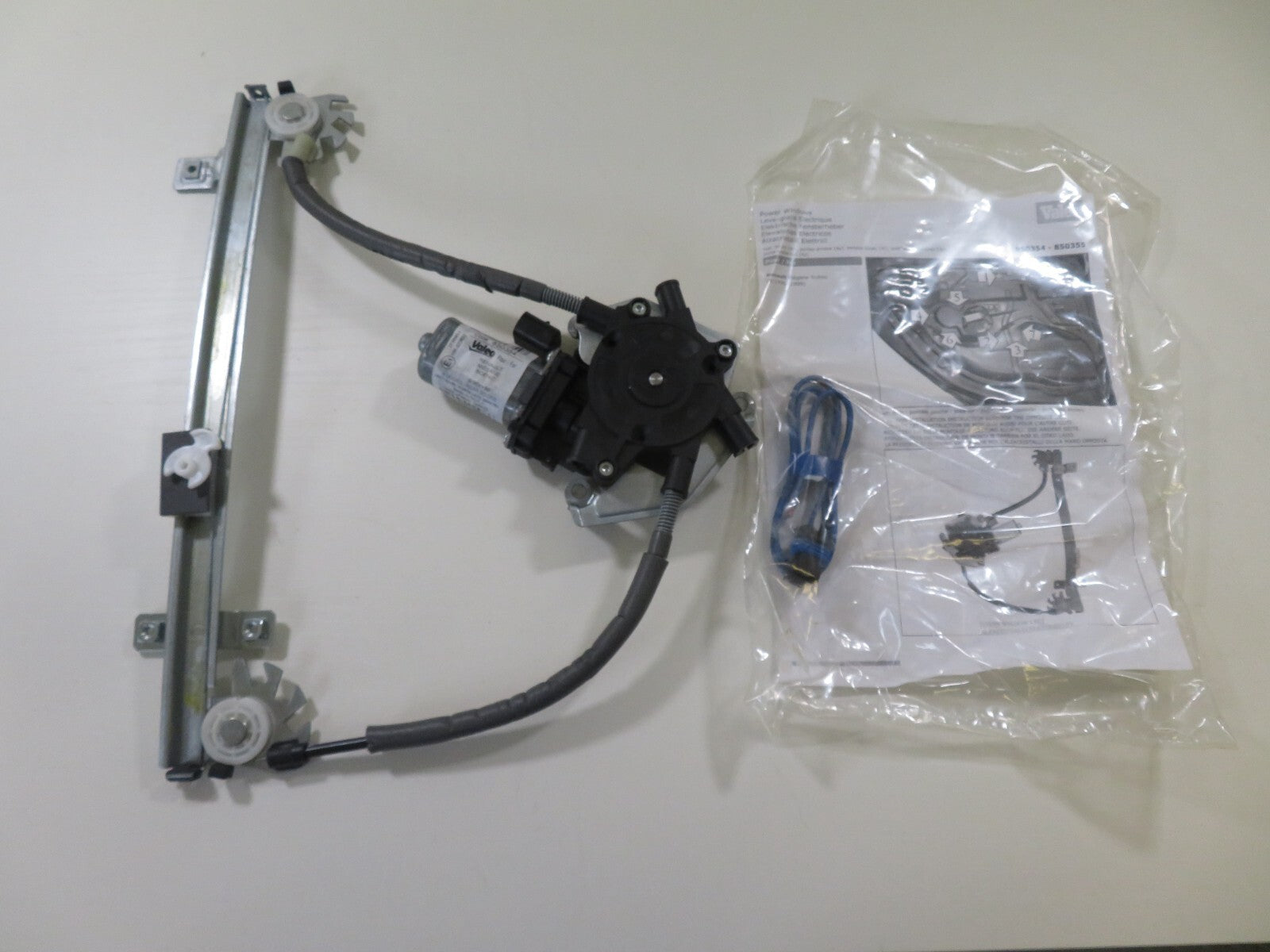 NSR LEFT REAR WINDOW REGULATOR MOTOR VALEO FITS RENAULT MEGANE SCENIC 96-01 #RST