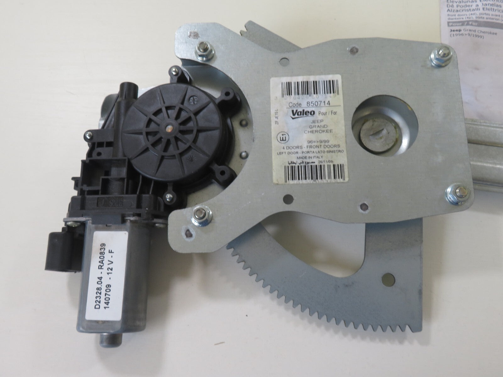  FRONT LEFT WINDOW MOTOR REGULATOR VALEO 850714 FOR JEEP GRAND CHEROKEE 96-99 