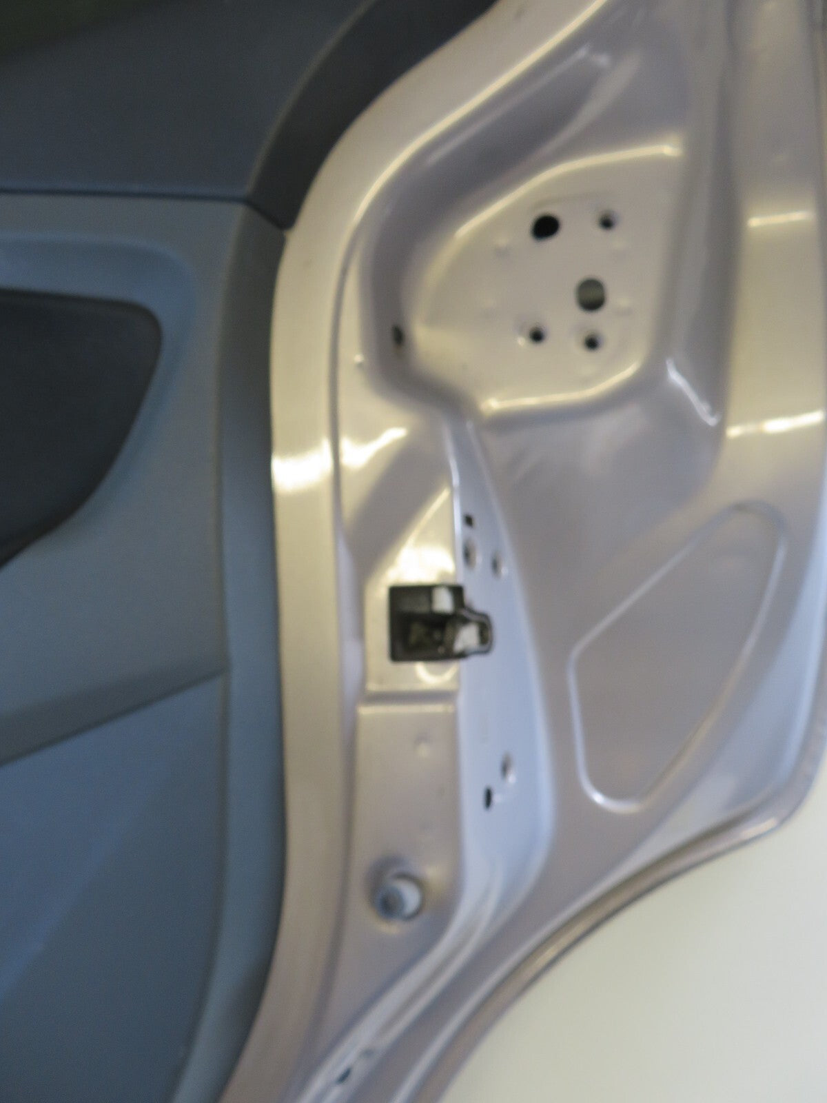 FORD C MAX GRAND OSR DRIVER REAR DOOR IN SILVER (SEE PHOTOS) 2011-2015