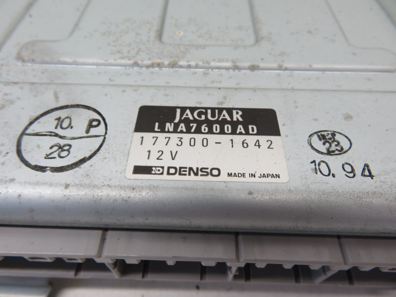 JAGUAR X300 XJ6 XJR ECU AIR CONDITIONING HEATER CONTROL UNIT 1994-2001 1744-5