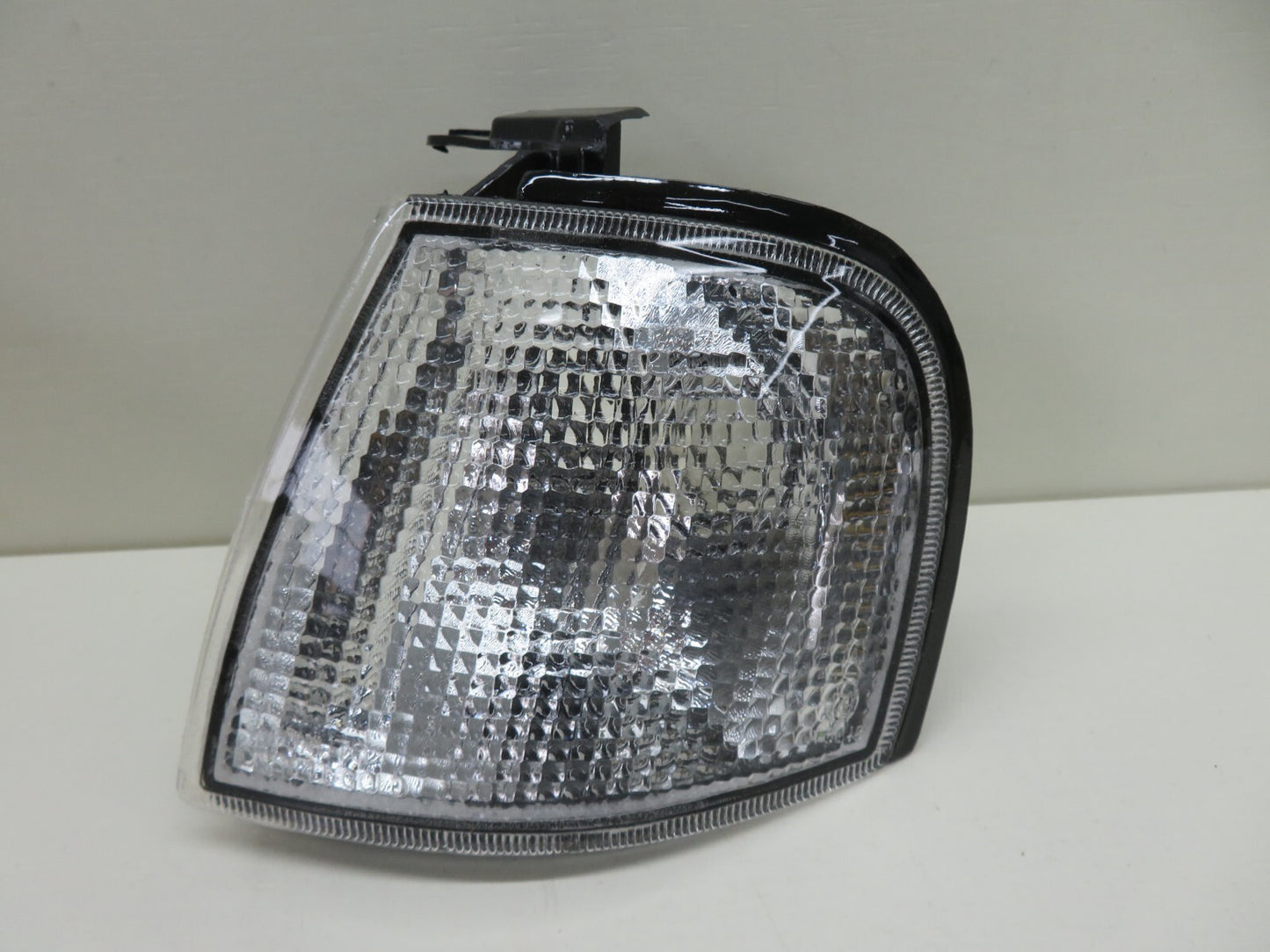 FRONT NS PASSENGER INDICATOR LIGHT FOR NISSAN PRIMERA 1990-1996