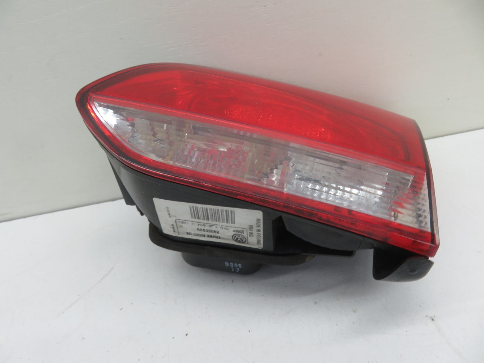 VW GOLF MK6 OS DRIVER INNER REAR TAIL LIGHT 89090909 2009-2013 1546-5