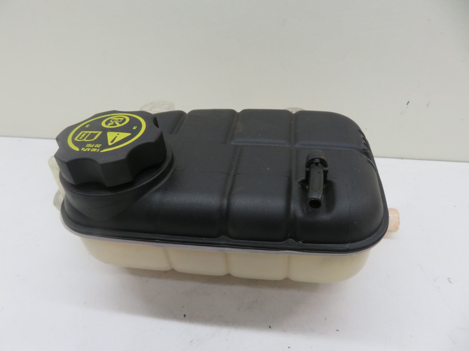 VAUXHALL MOKKA ANTIFREEZE HEADER TANK 95201979 2012-2016 1147-10