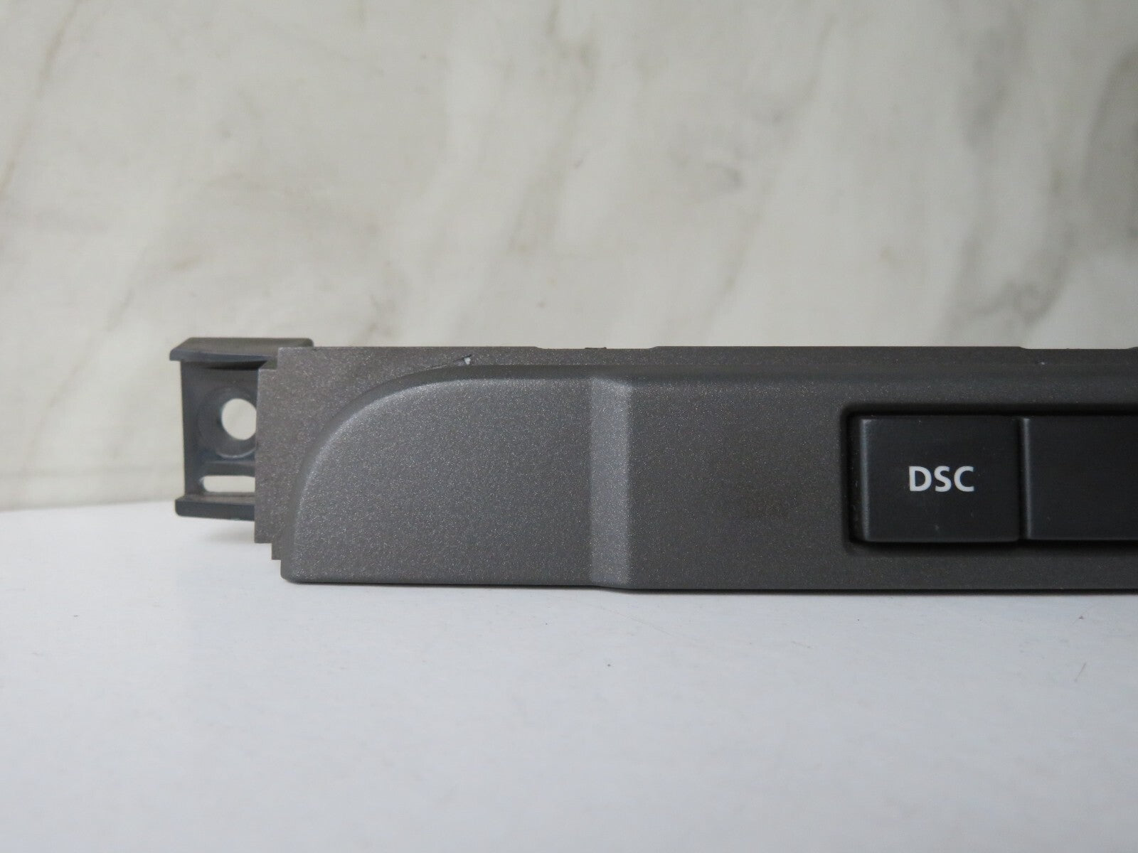 LAND ROVER DISCOVERY 3 HAZARD DOOR LOCK SWITCHES YUL500410 2005-2009 AMS1115-12