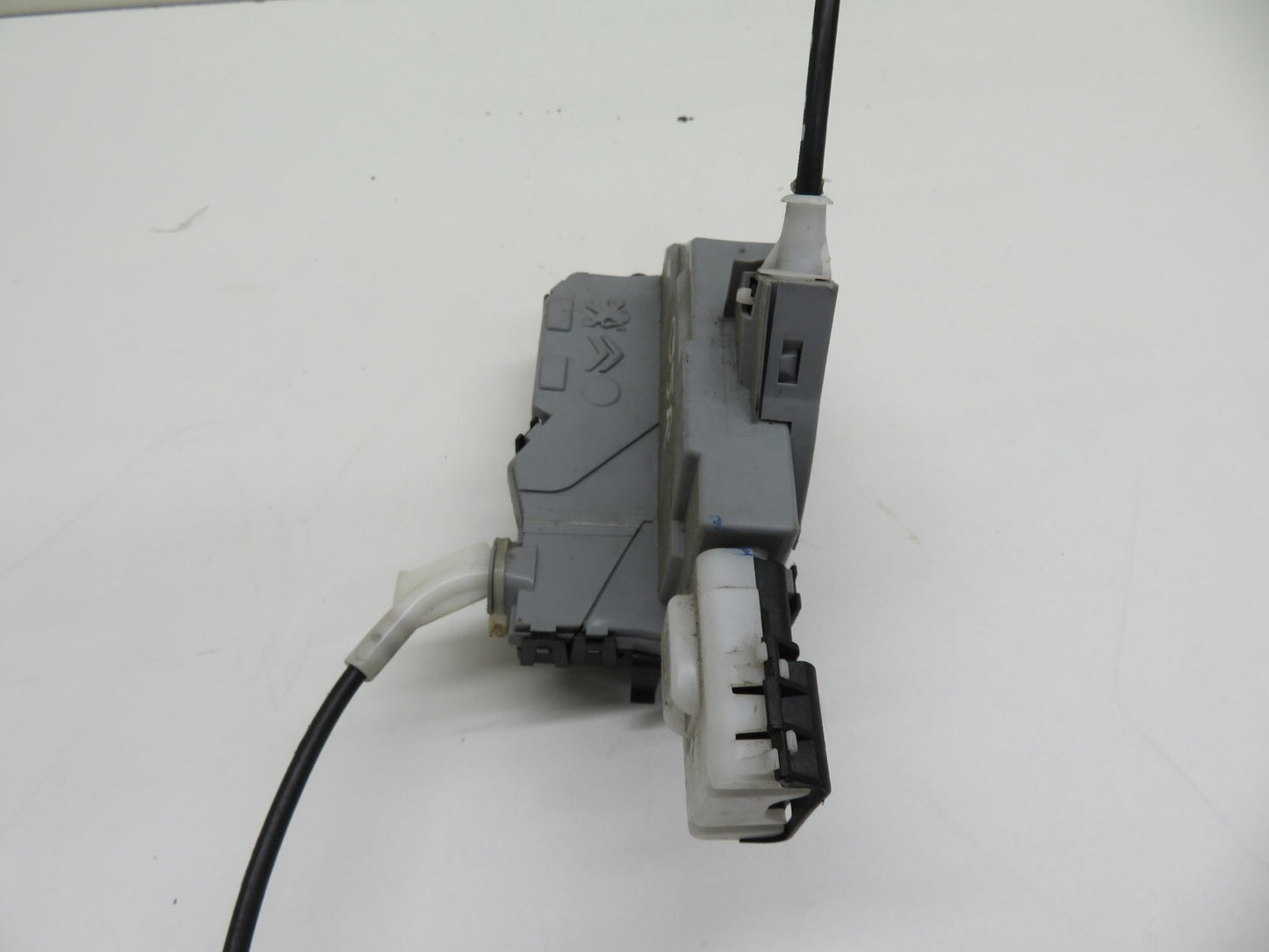 CITROEN C5 X7 OSR DOOR LOCK CATCH PSA574394 2008-2015 1528