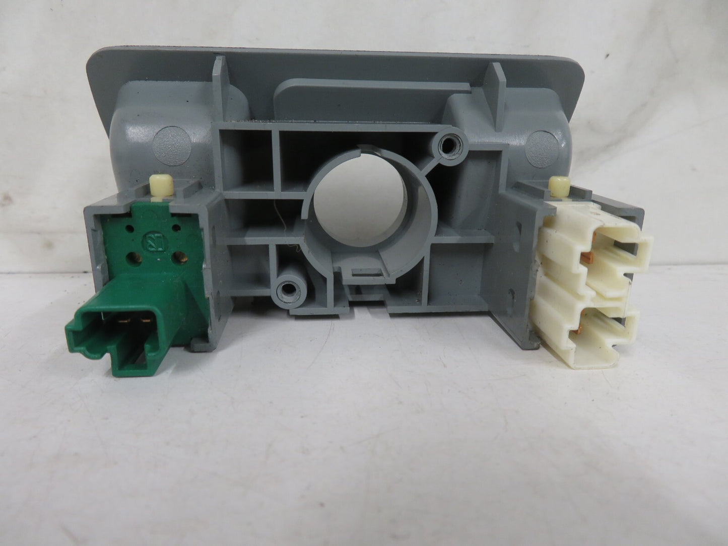 TOYOTA LEXUS SOARER BOOT SWITCH FUEL FLAP RELEASE 1991-2000 1424-21