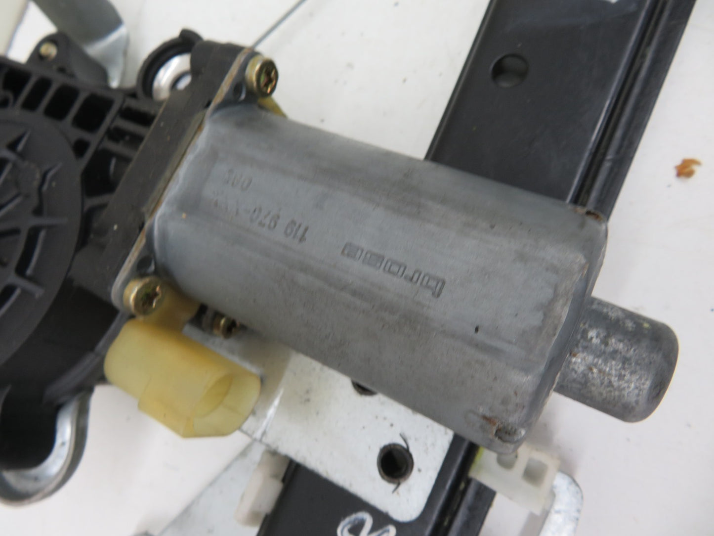 VOLVO V70 MK2 OSR WINDOW REGULATOR MOTOR RIGHT REAR 2000-2007 1241-2