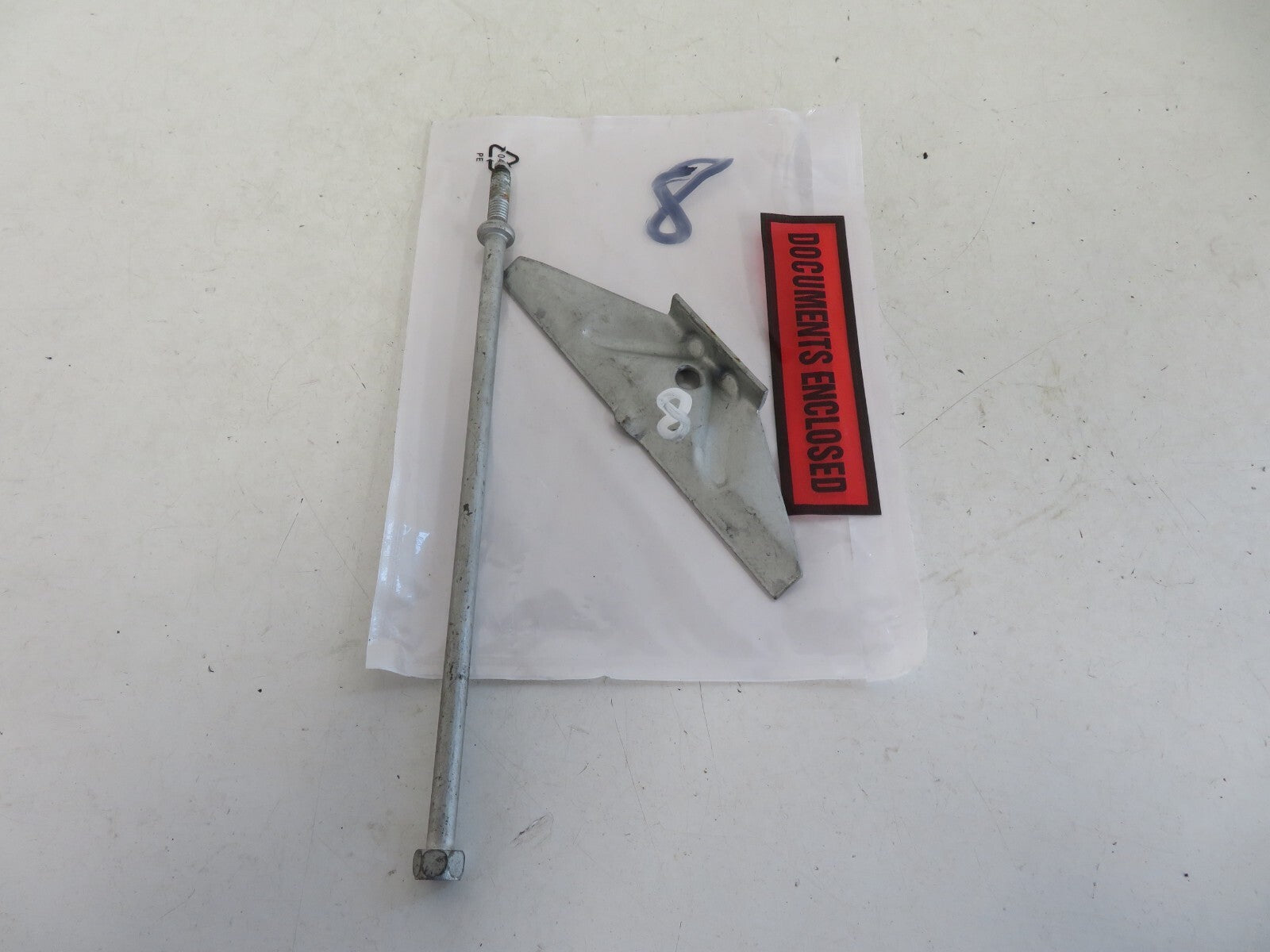 BMW X5 E53 BATTERY CLAMP 1999-2006 MIX1642-8