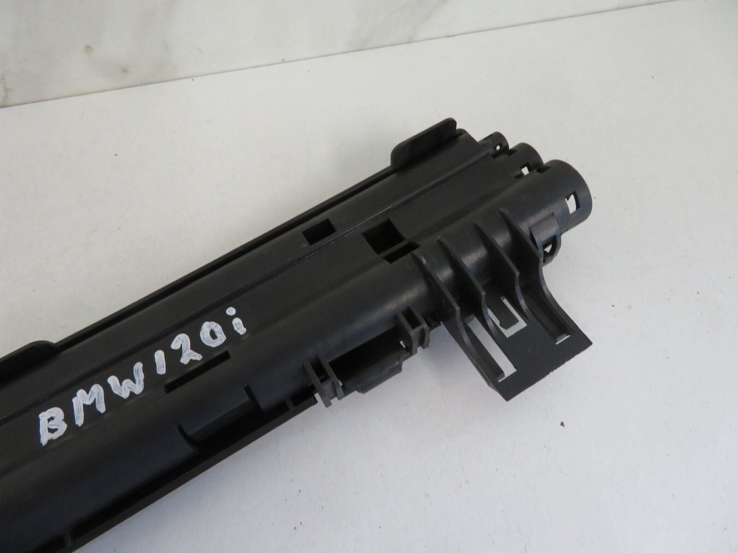 BMW 1 SERIES E88 ENGINE WIRING LOOM COVER TRIM 7532269 2007-2013 A2056-1