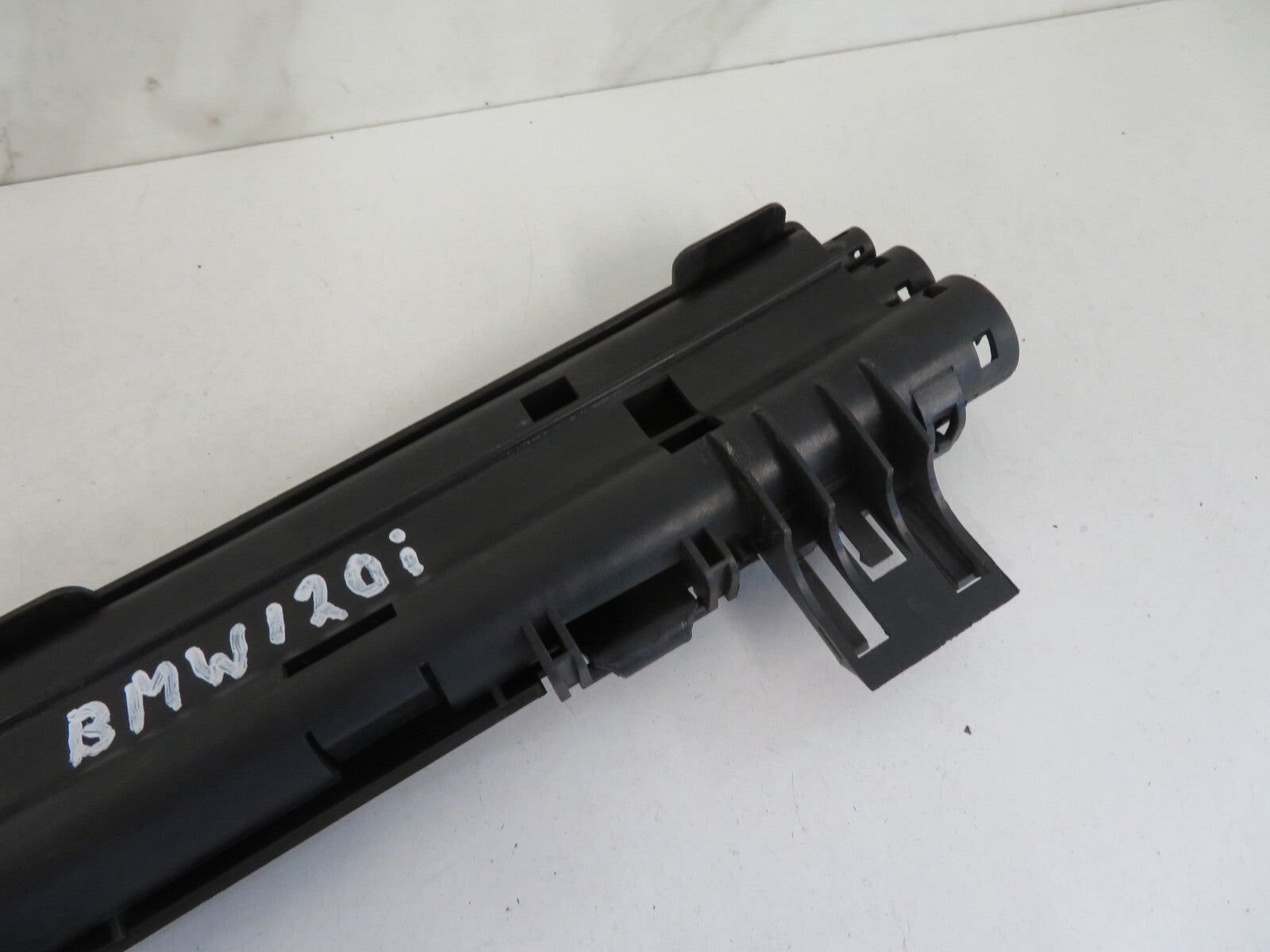 BMW 1 SERIES E88 ENGINE WIRING LOOM COVER TRIM 7532269 2007-2013 A2056-1