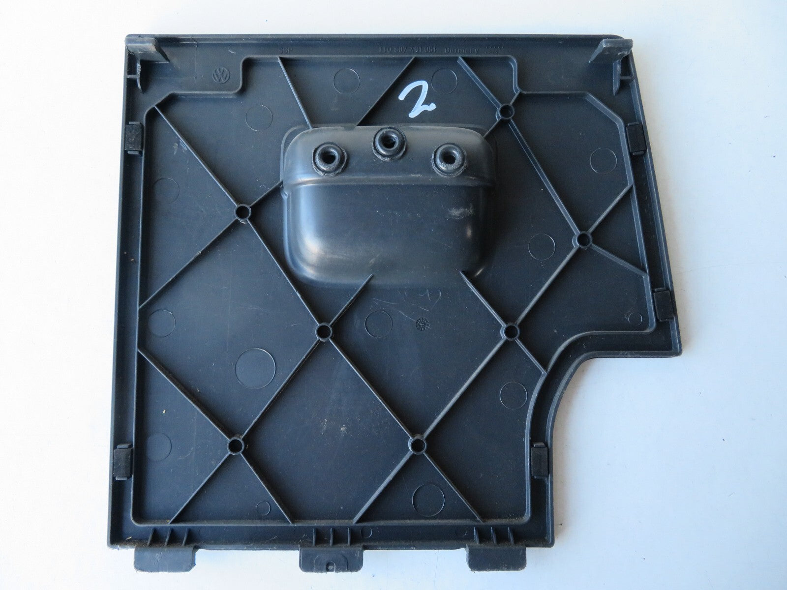 VOLKSWAGEN VW TOURAN NSR BOOT ACCESS COVER 1T0867461051 2003-2008 AMS1505-2