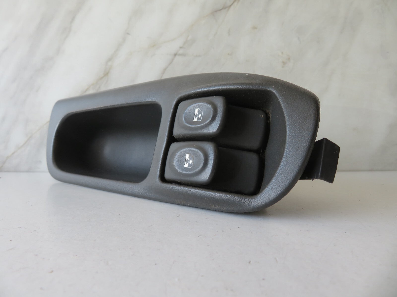 RENAULT SCENIC MK1 OS DRIVER SIDE WINDOW SWITCHES 7700431172 1996-2003 AMS1351-2