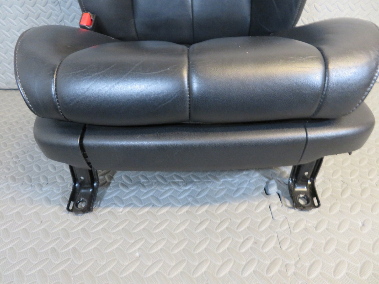 MAZDA CX7 NSF PASSENGER FRONT LEATHER SEAT 2009-2012