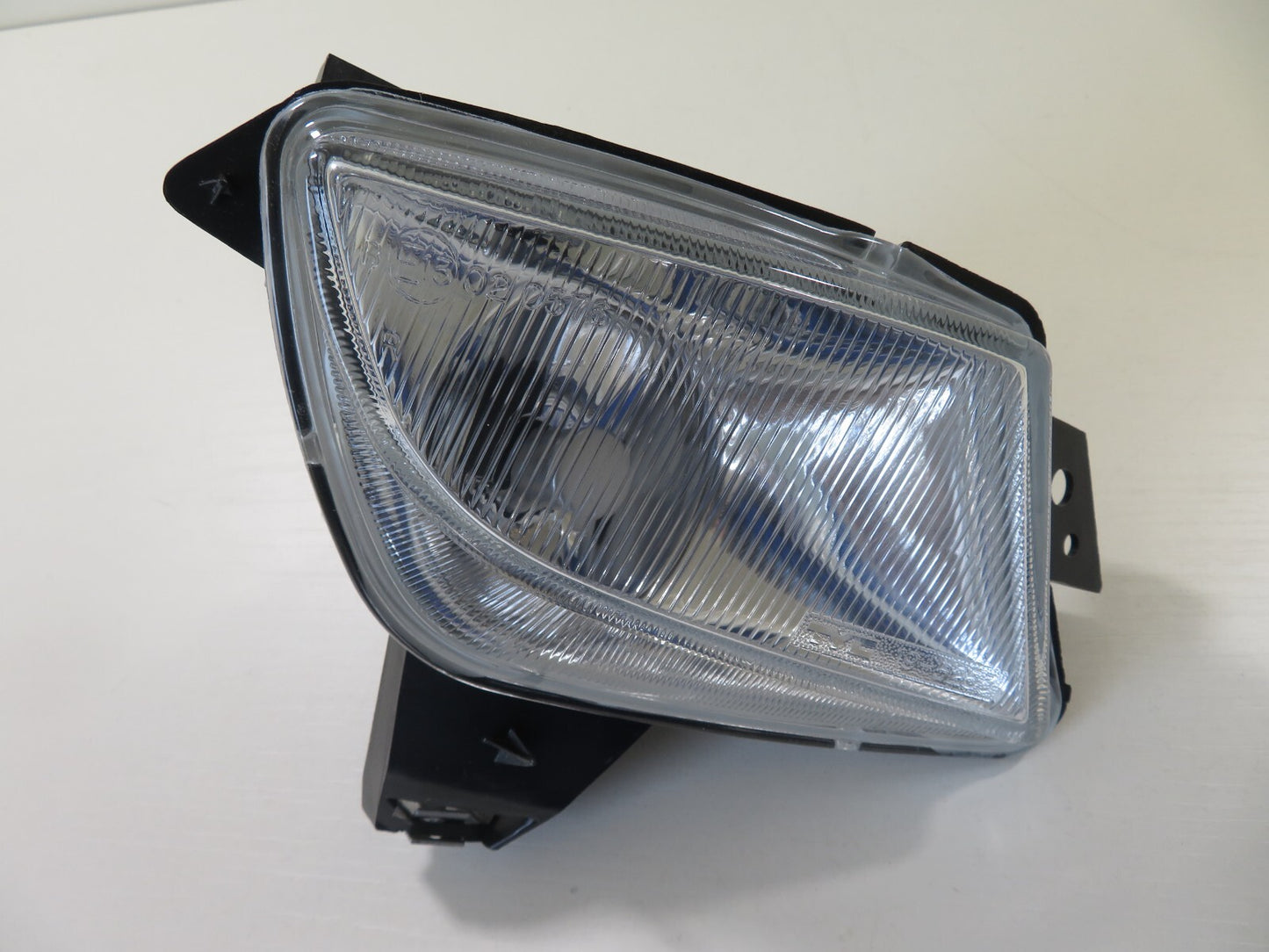 RH OS DRIVER FRONT FOG LIGHT 19-5253-05-2 TYC FITS CITROEN XSARA 1997-2000 #1S2