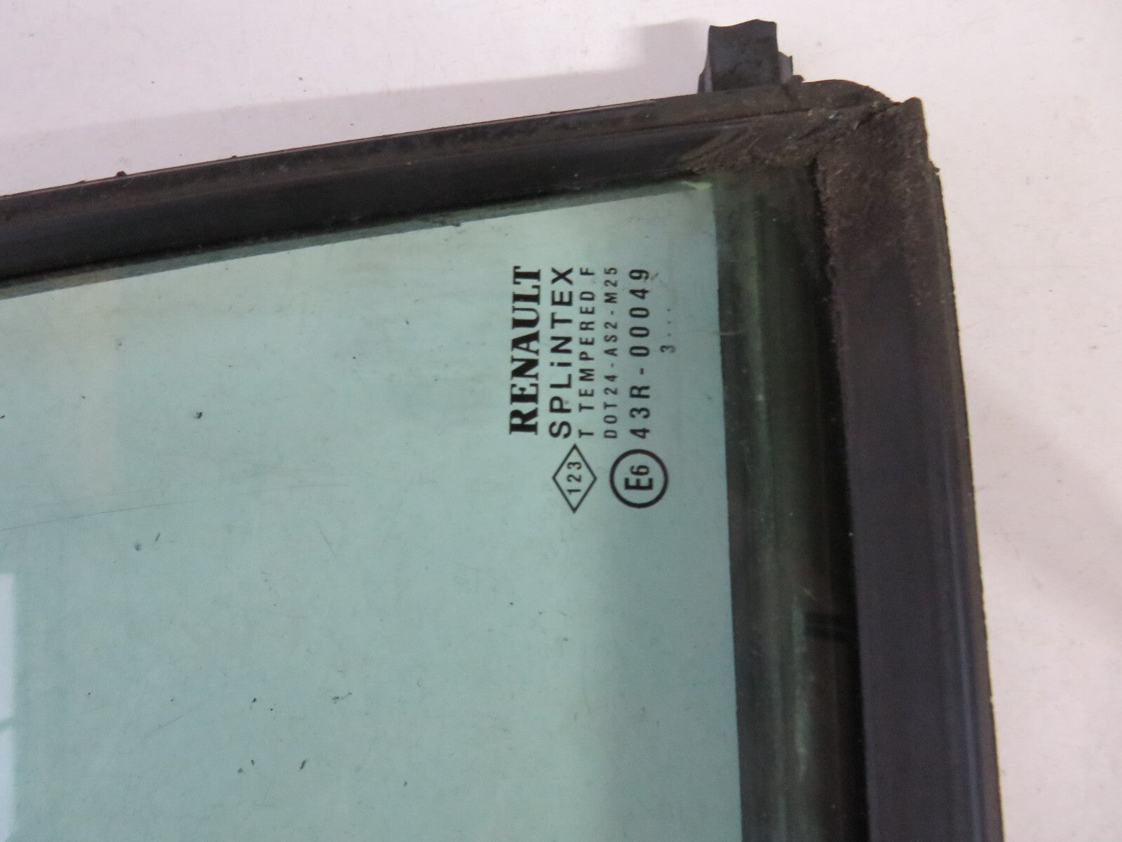 RENAULT LAGUNA ESTATE OSR WINDOW GLASS 2001-2005 AMS1433-19