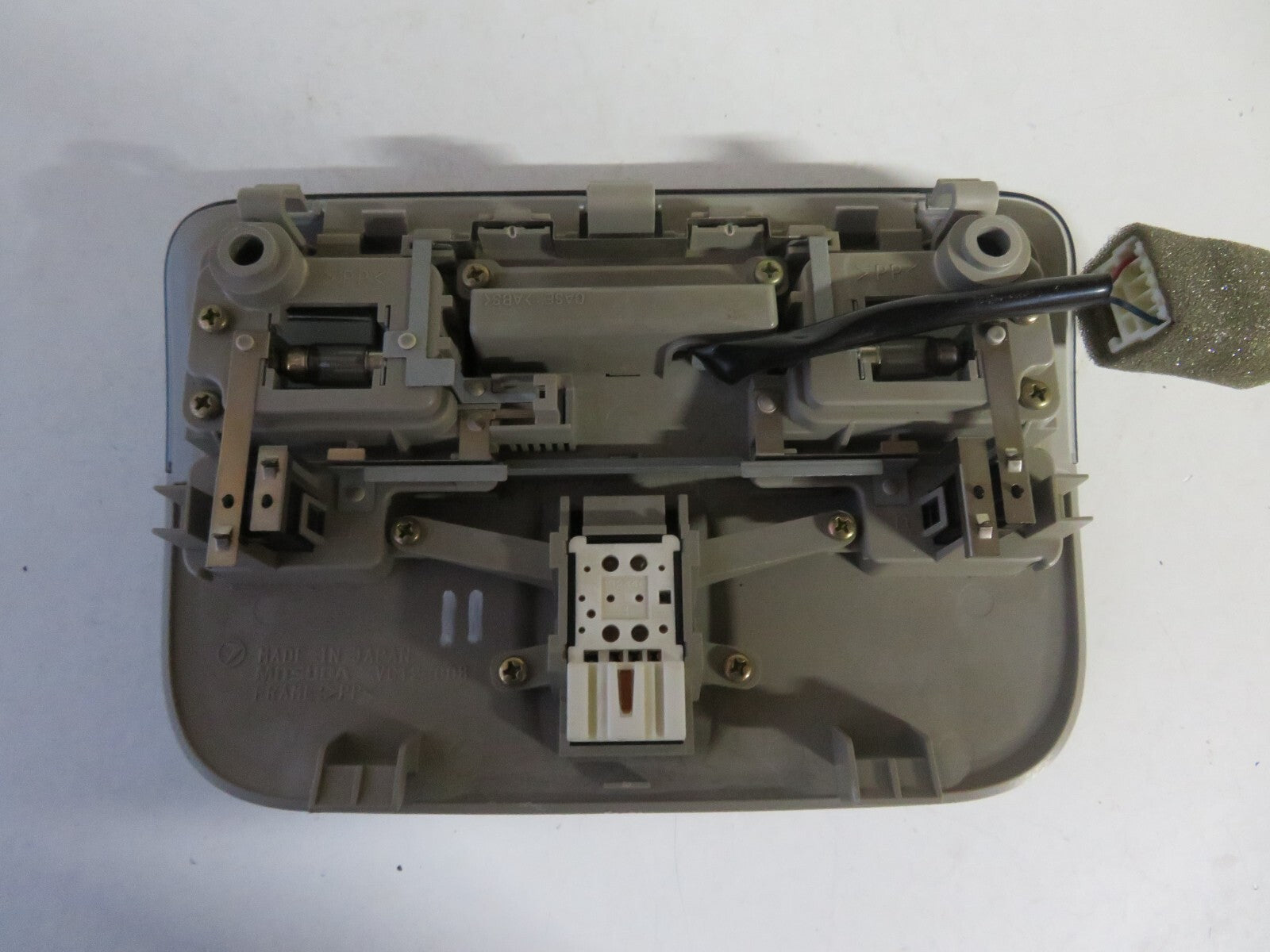 SUBARU LEGACY ESTATE INTERIOR ROOF LIGHT 2003-2009 AMS1559-11