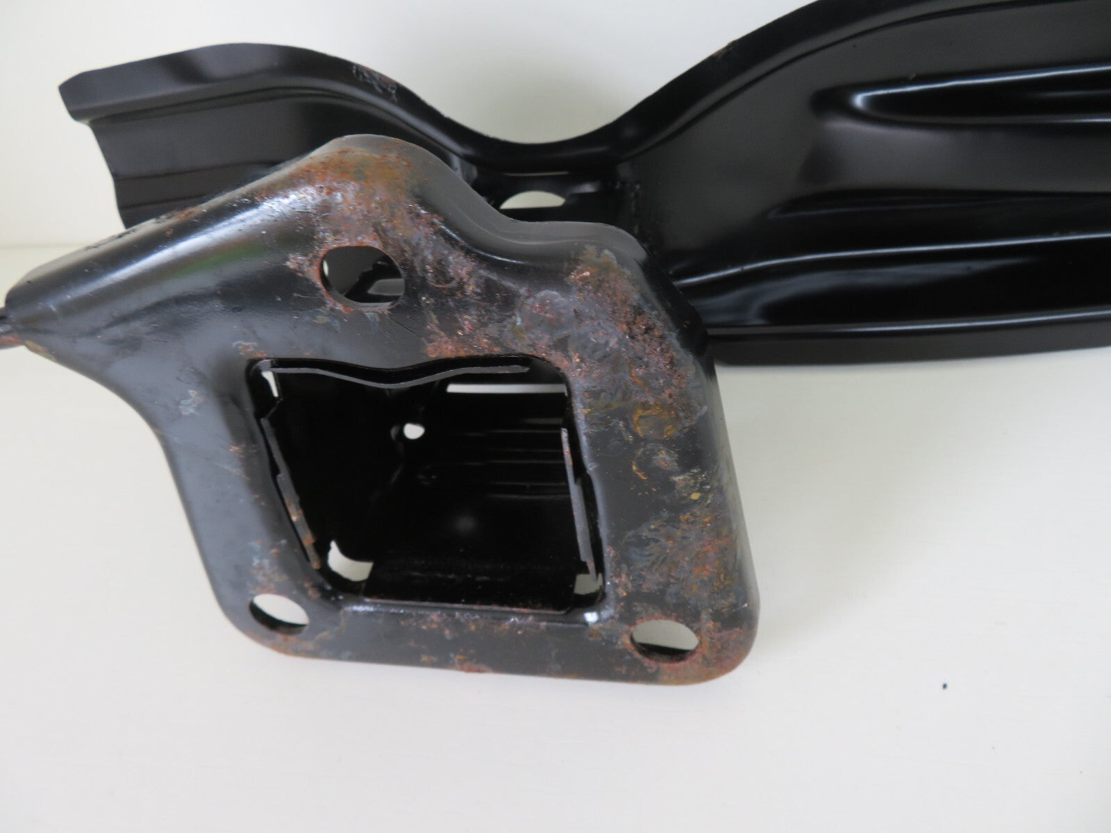 FRONT BUMPER REINFORCER BAR FOR BMW X1 BM1A87A (SEE PHOTOS) 2008-2015