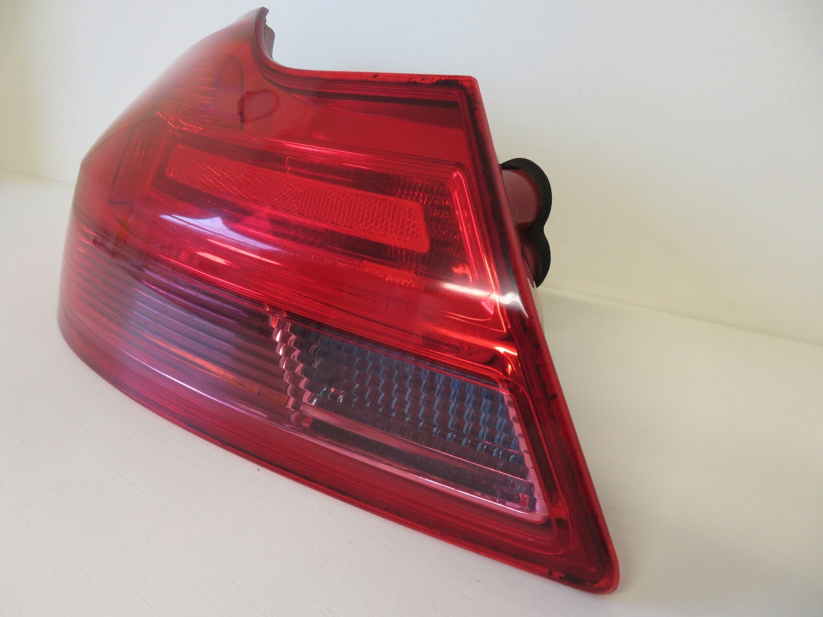 VAUXHALL INSIGNIA ESTATE NSR PASSENGER TAIL LIGHT 13277877 2008-2013 OSBK1731