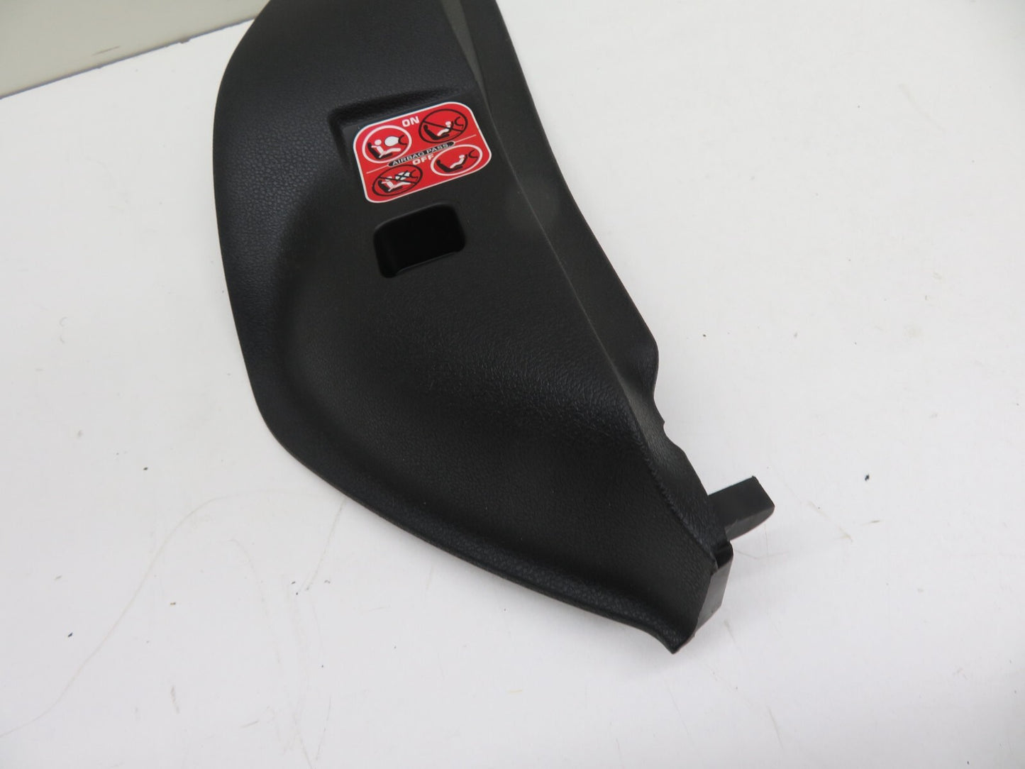 CITROEN BERLINGO MK2 OS DRIVER DASHBOARD END CAP 2008-2014 1336-3