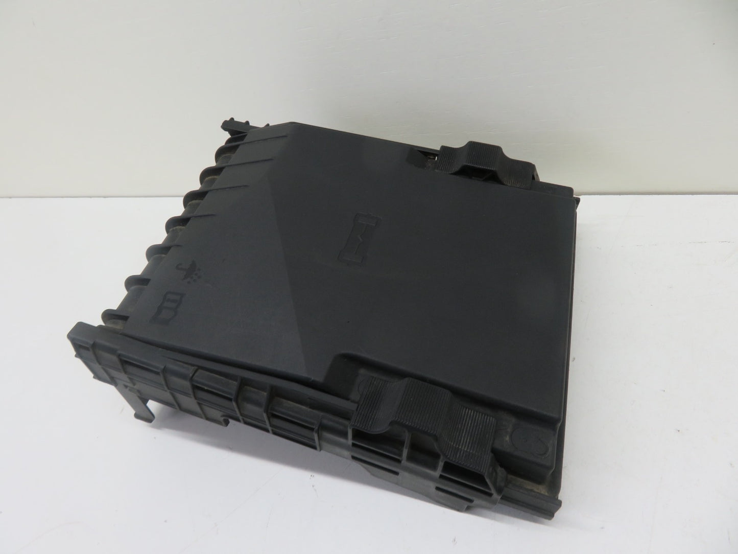 VW GOLF MK6 ENGINE BAY FUSE BOX COVER TRIM 1K0937132F 2009-2013 1500-5