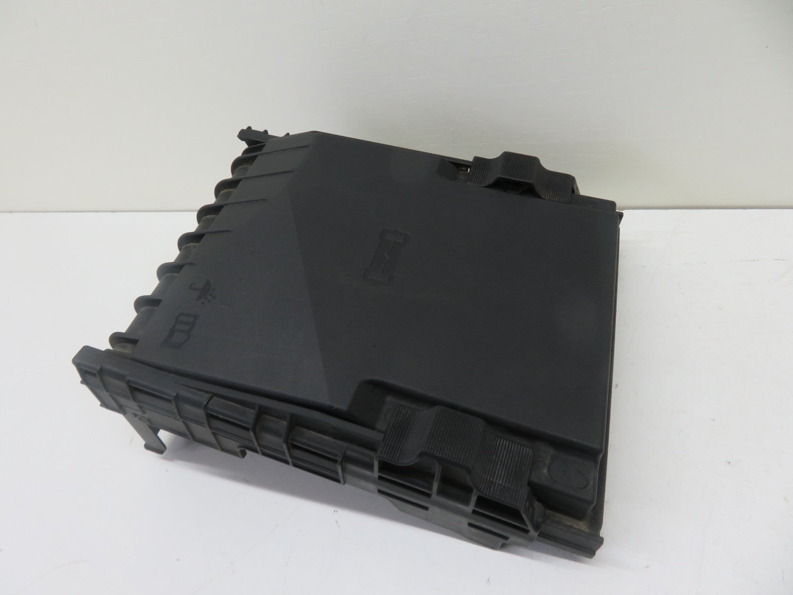 VW GOLF MK6 ENGINE BAY FUSE BOX COVER TRIM 1K0937132F 2009-2013 1500-5