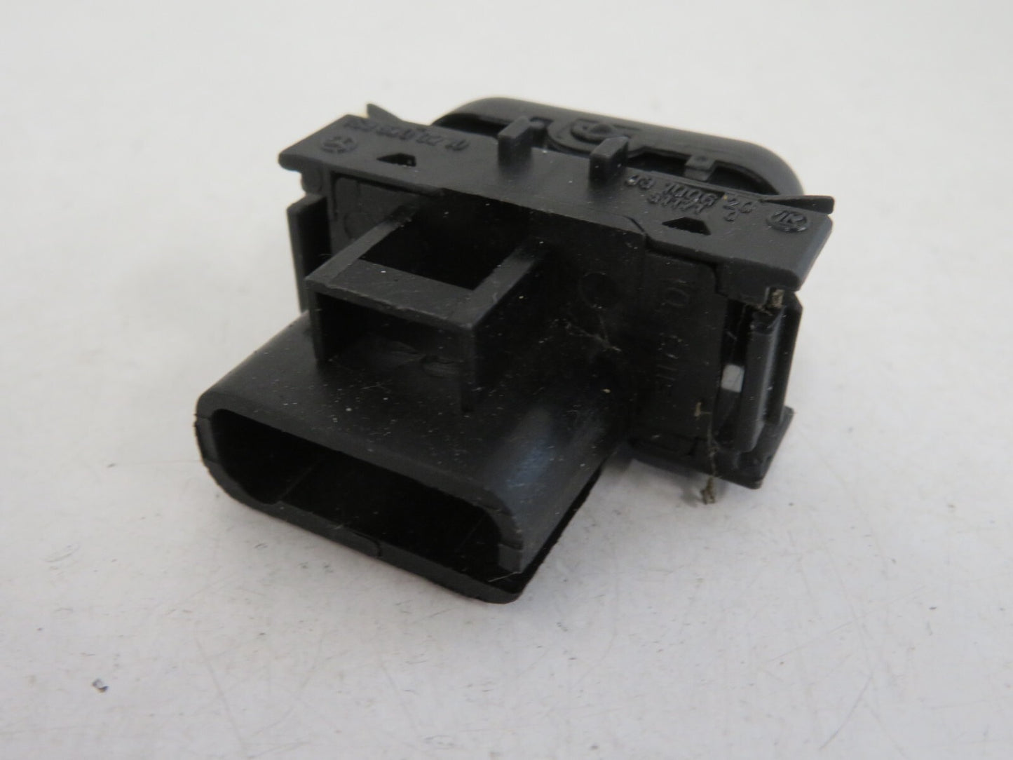 MERCEDES BENZ ML270 W163 HEATED SEAT SWITCH 1638200210 1998-05 MIX1010-22B