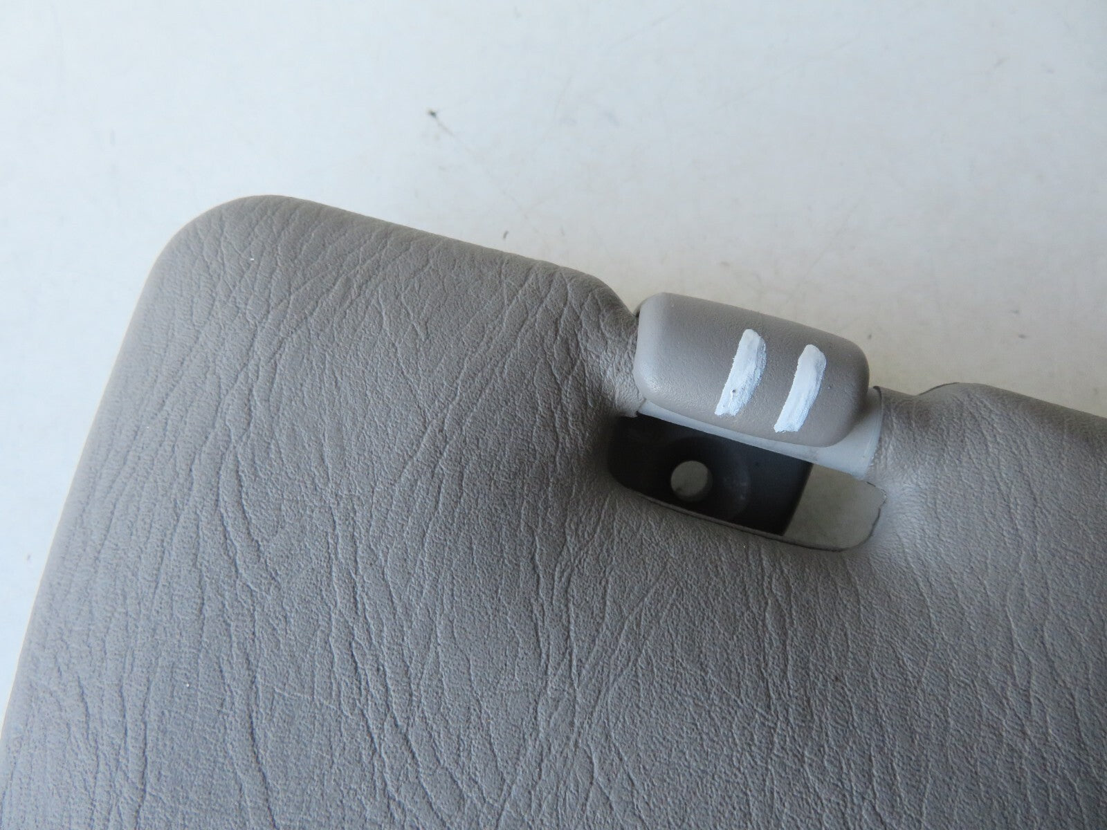 NISSAN MICRA K11 OS DRIVER SUN VISOR 1993-2002 AMS1036-11