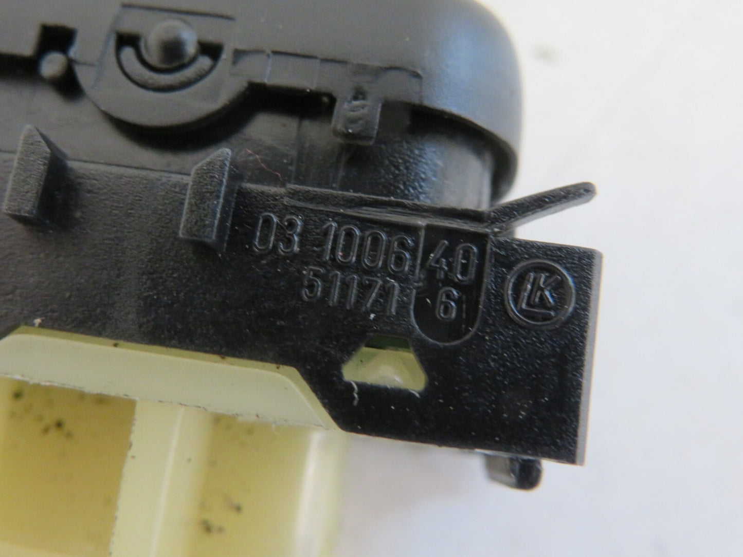 MERCEDES BENZ ML270 W163 ESP SWITCH 1638202710 1998-05 MIX1010-21