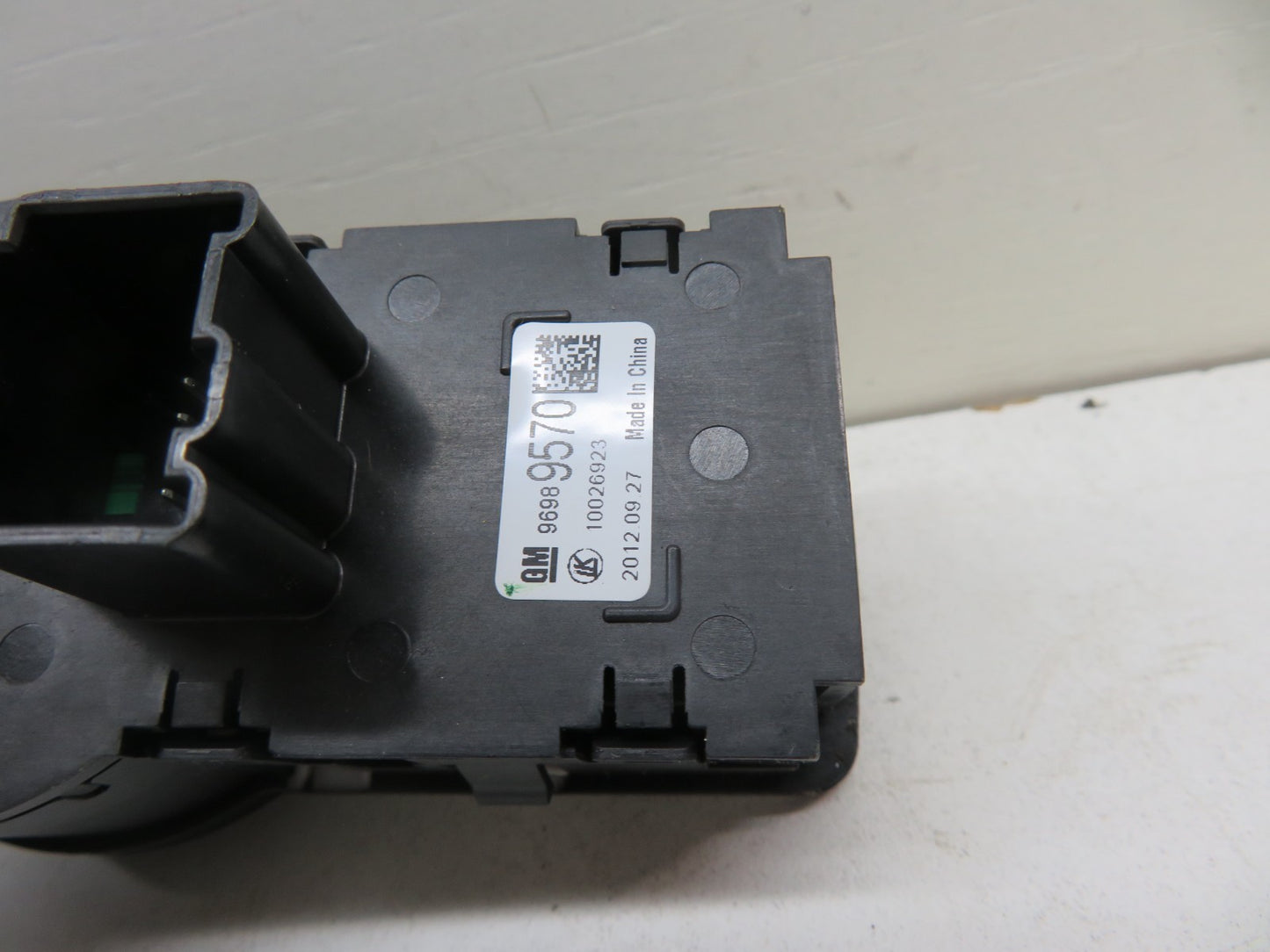 VAUXHALL MOKKA HEADLIGHT CONTROL SWITCH 96989570 2012-2016 1739-10