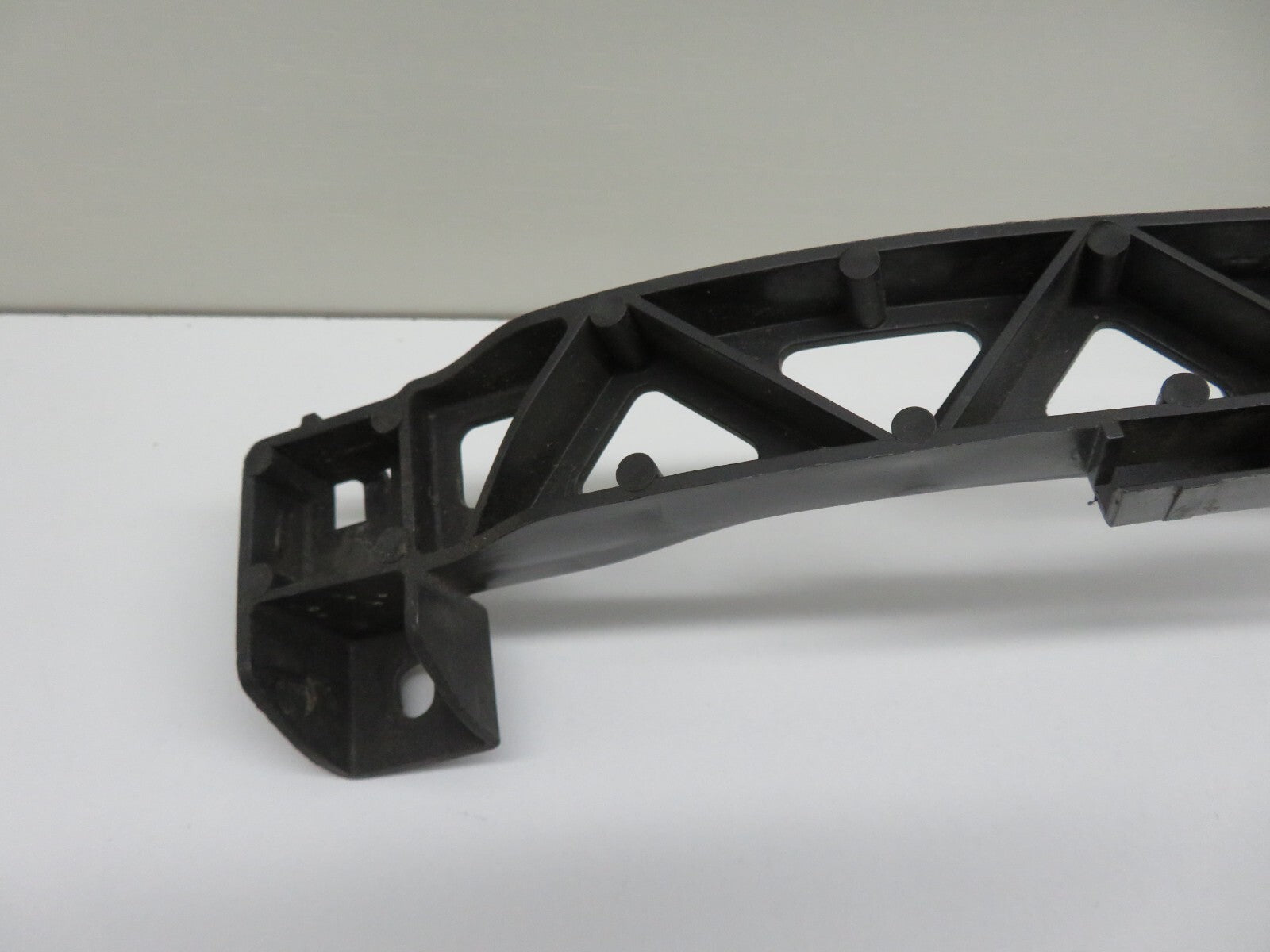 VOLKSWAGEN VW EOS OS DRIVERS SIDE BUMPER GUIDE 1Q0807890 2006-2010 1701-1