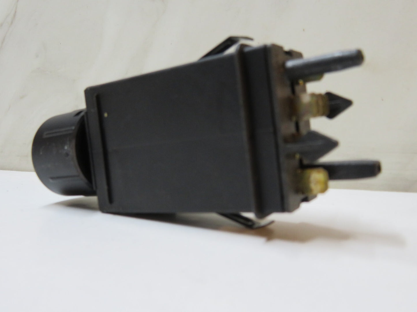 AUDI TT MK1 REAR WINDOW DEMISTER SWITCH 8N0941503B 1998-2004 B6-33