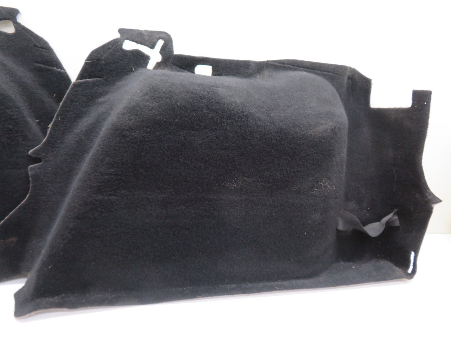 FORD FOCUS ST REAR BOOT SIDE CARPETS BOTH SIDES 2005-2010