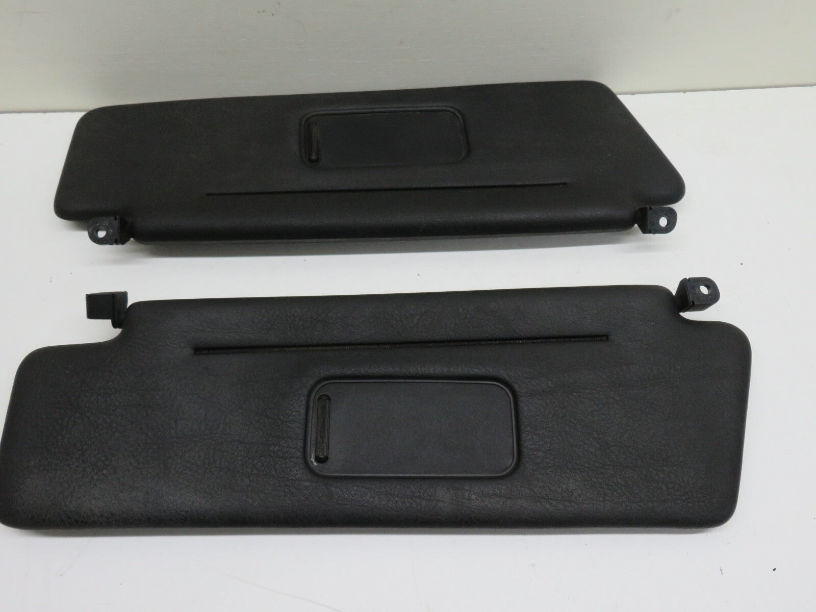 BMW E36 CONVERTIBLE SUN VISORS PAIR BLACK 1991-1998 1756-14