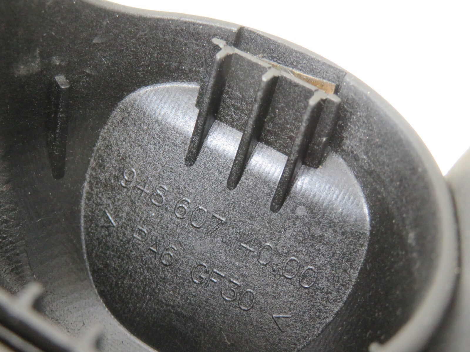 PORSCHE CAYENNE 955 V8 CAM SENSOR COVER TRIM 2003-2006 1718-18