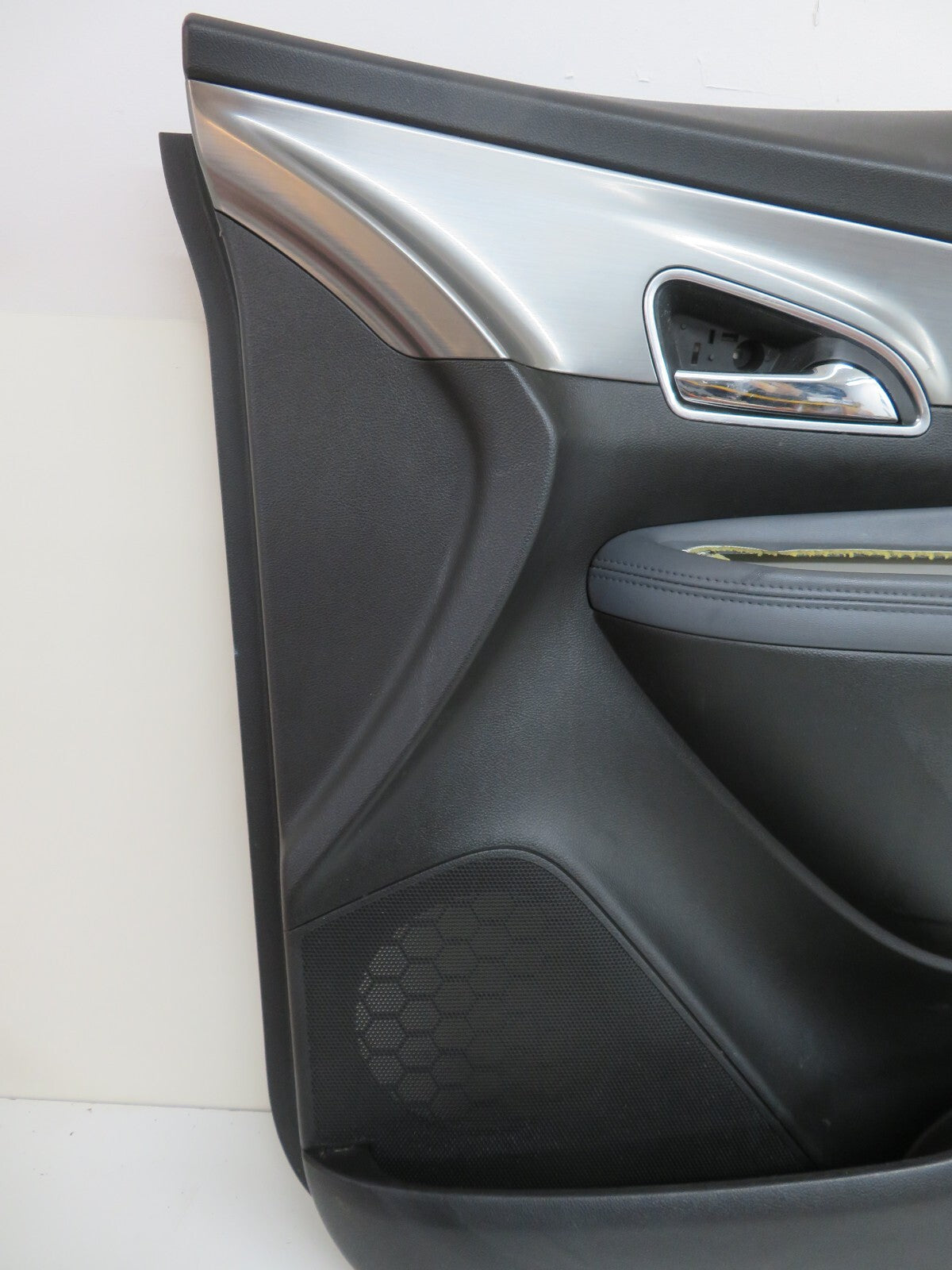 VAUXHALL MOKKA OS DRIVER FRONT LEATHER DOOR CARD (SEE PHOTOS) 2012-2016