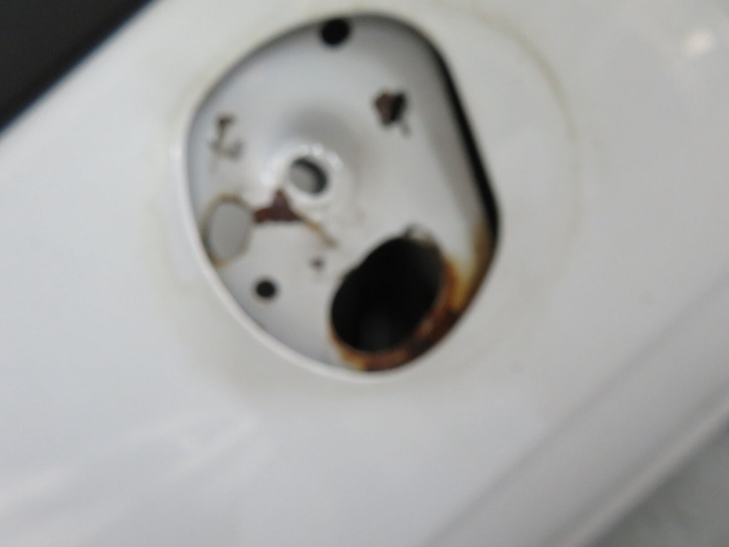 FORD FIESTA MK7 ST180 NS PASSENGER DOOR IN FROZEN WHITE (SEE PHOTOS) 2013-2017