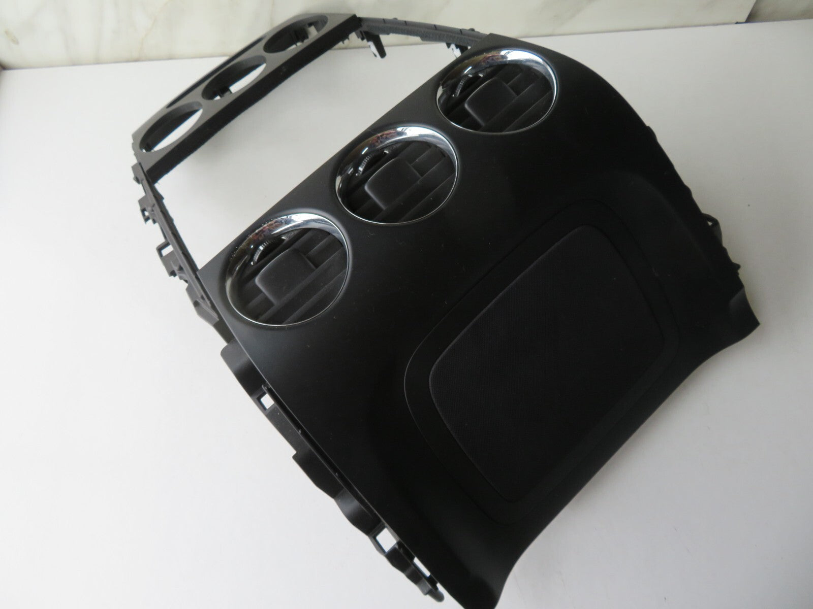 MAZDA CX7 CENTRE DASHBOARD AIR VENTS TRIM 2009-2012