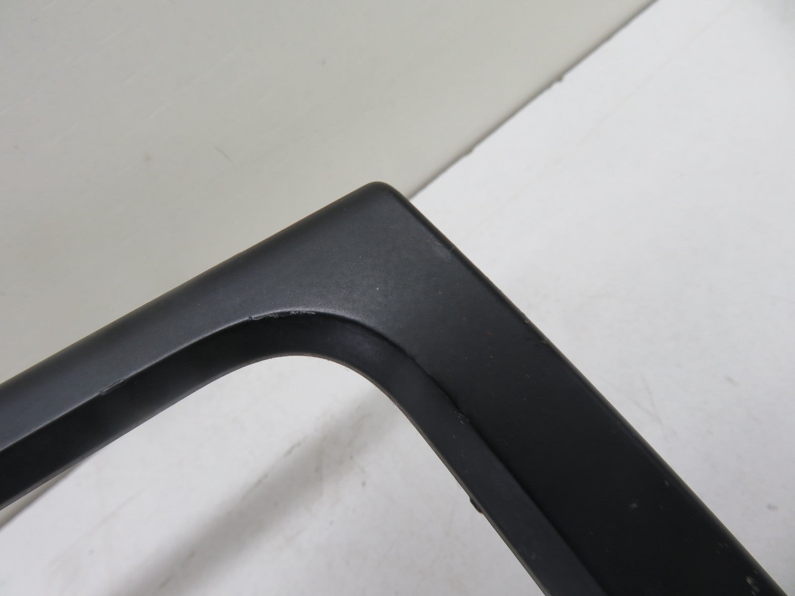 VW GOLF MK6 STEREO SURROUND TRIM 5K0858063P 2009-2013 REF-13