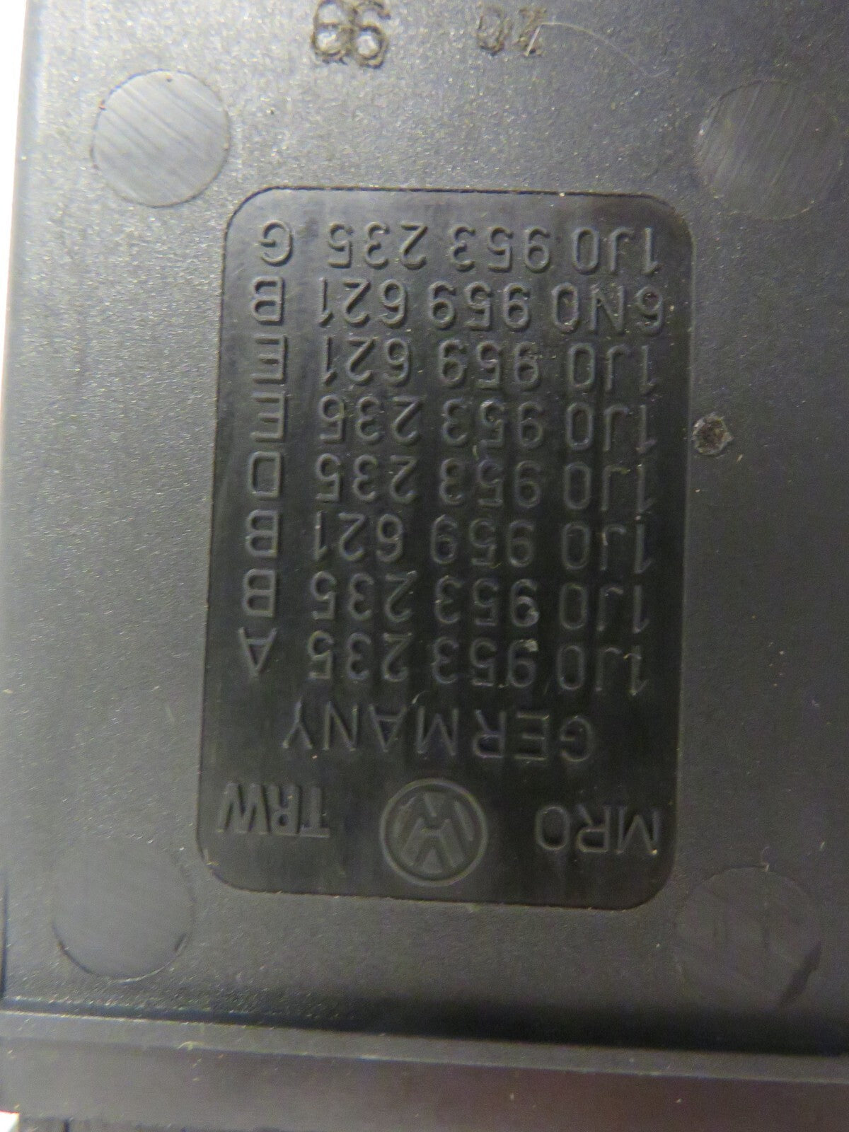 VOLKSWAGEN VW GOLF MK4 HAZARD SWITCH 1J0953235 1998-2004 AMS1703-1